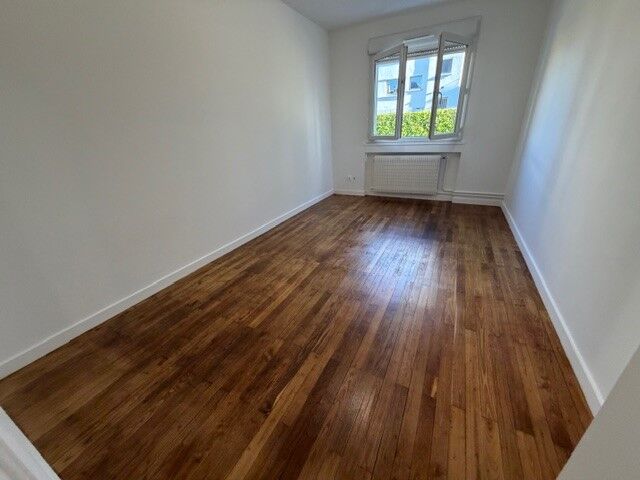 E CHAMBRE-compressed.jpg