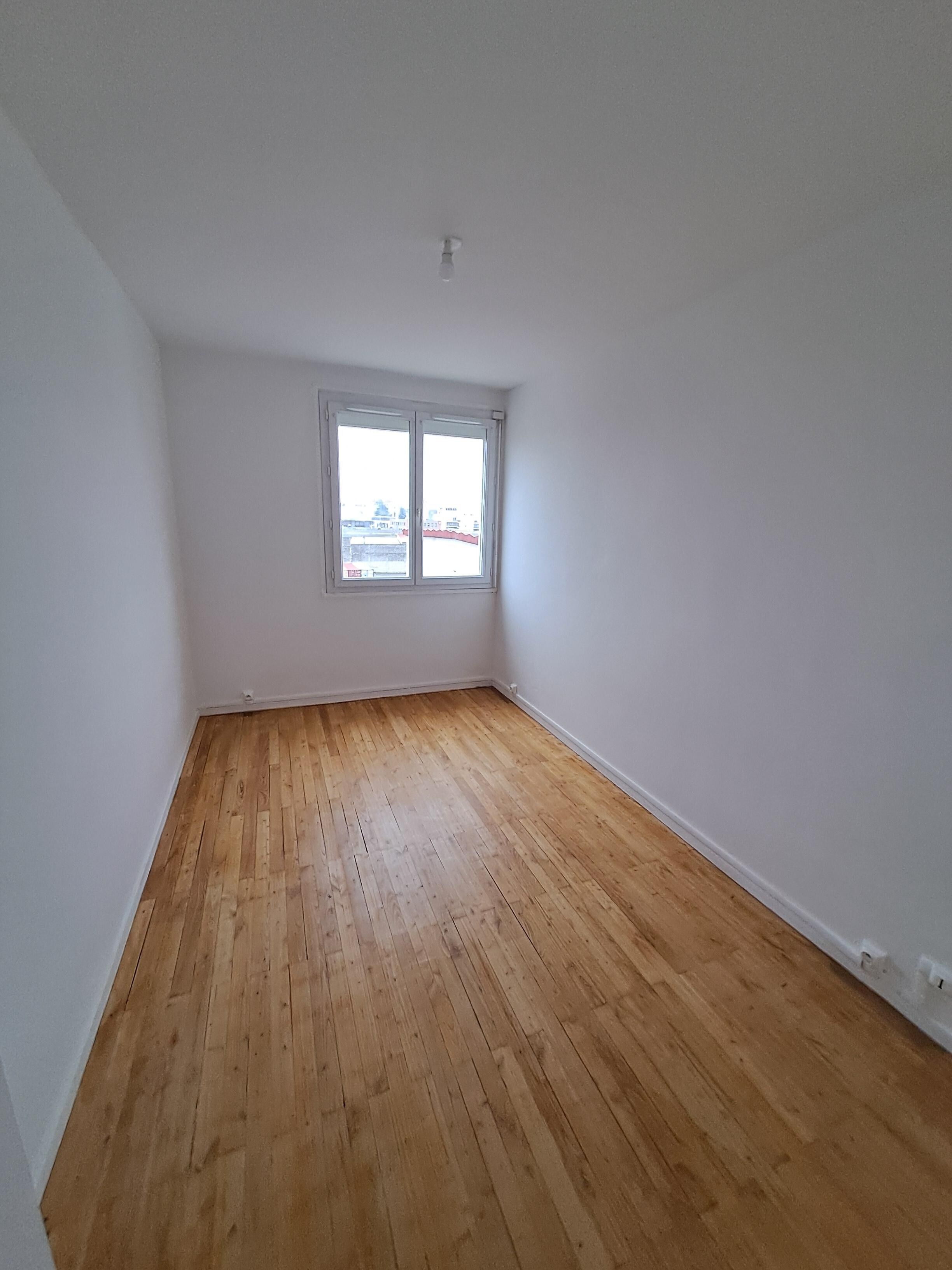 Chambre 2-compressed.jpeg