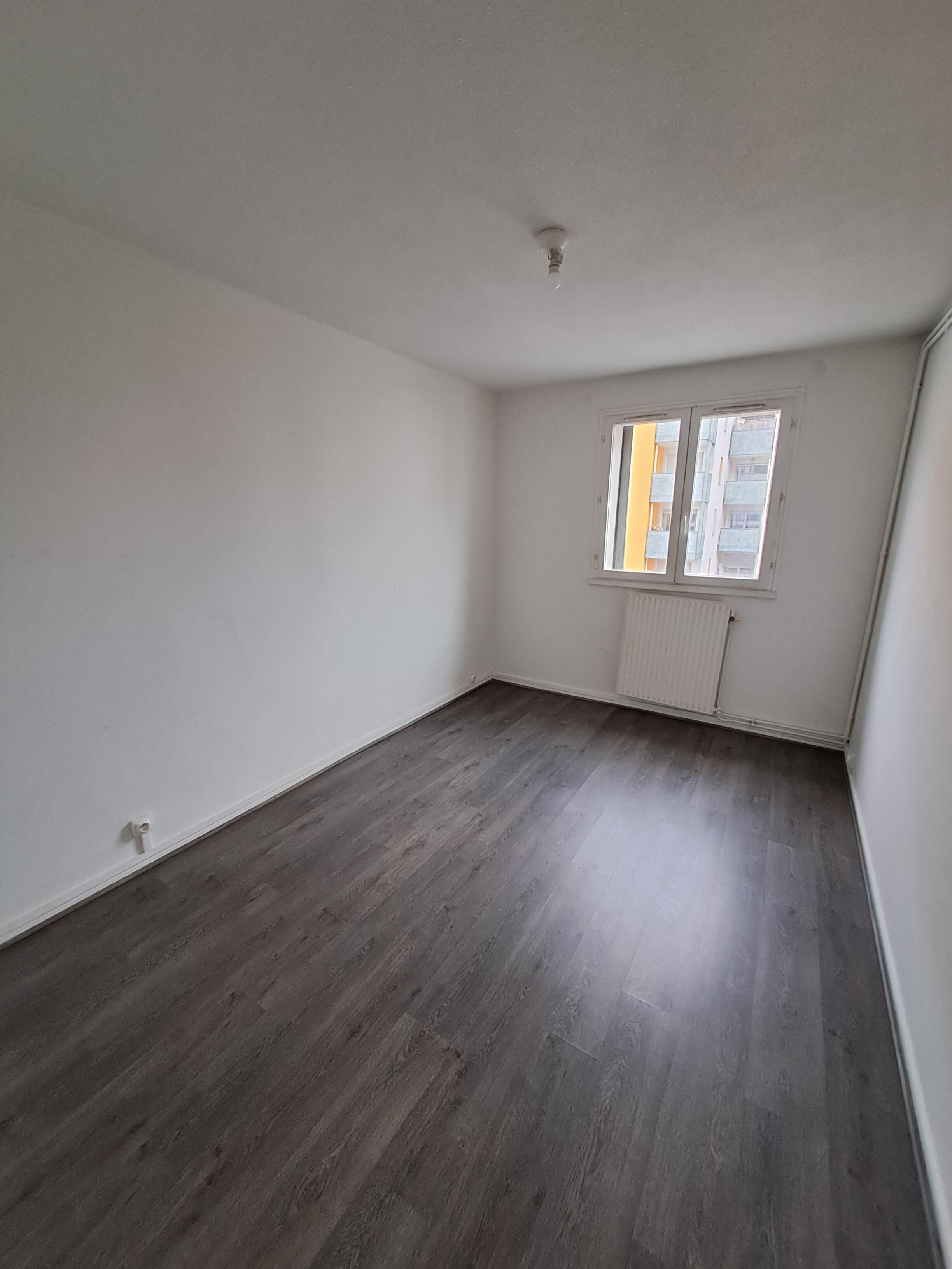 CHAMBRE-compressed.jpg