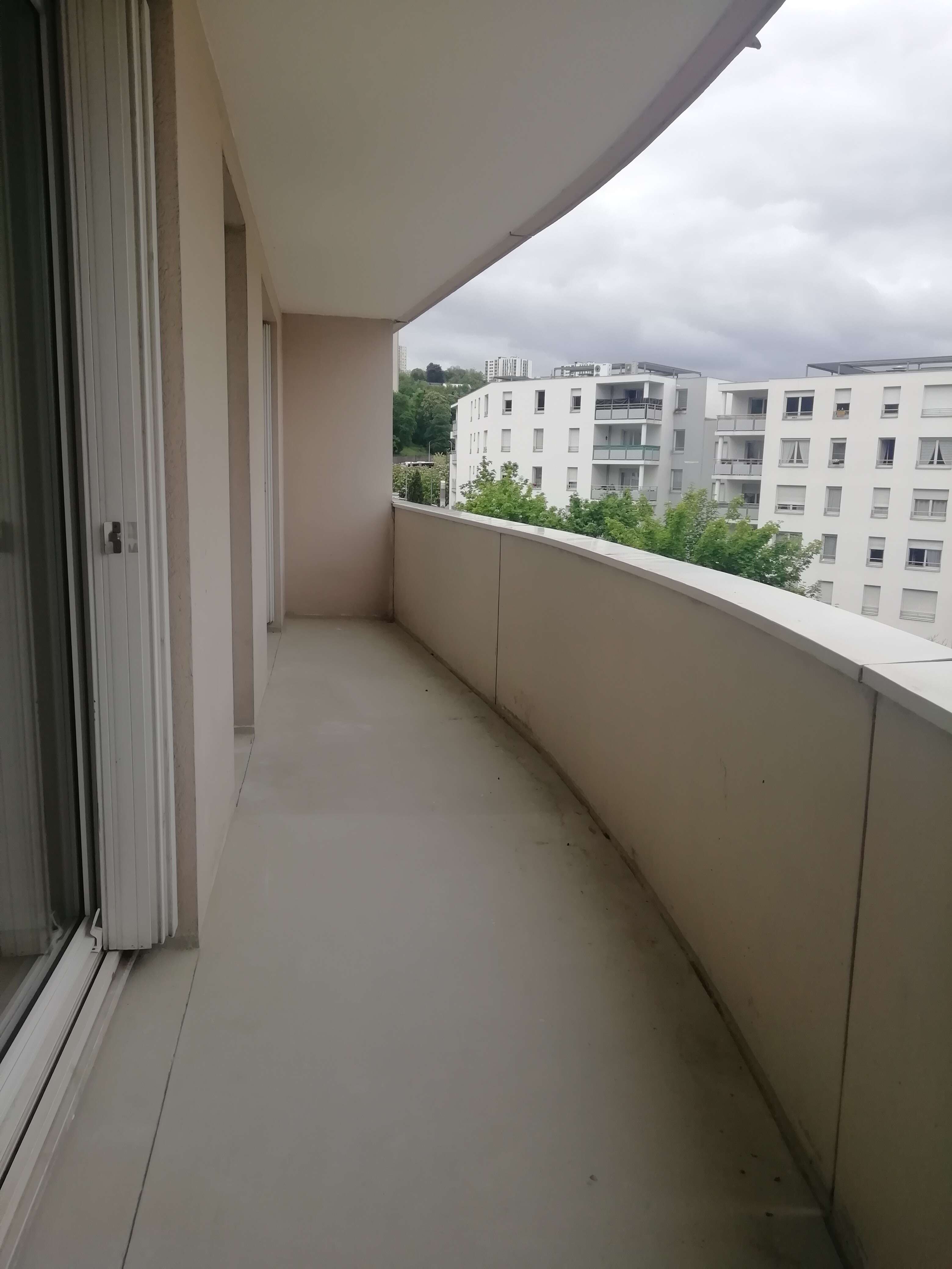 LYON
