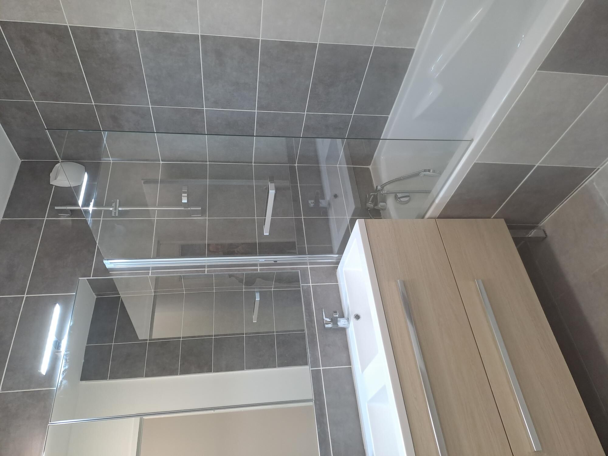 4salle de bain-compressed.jpg