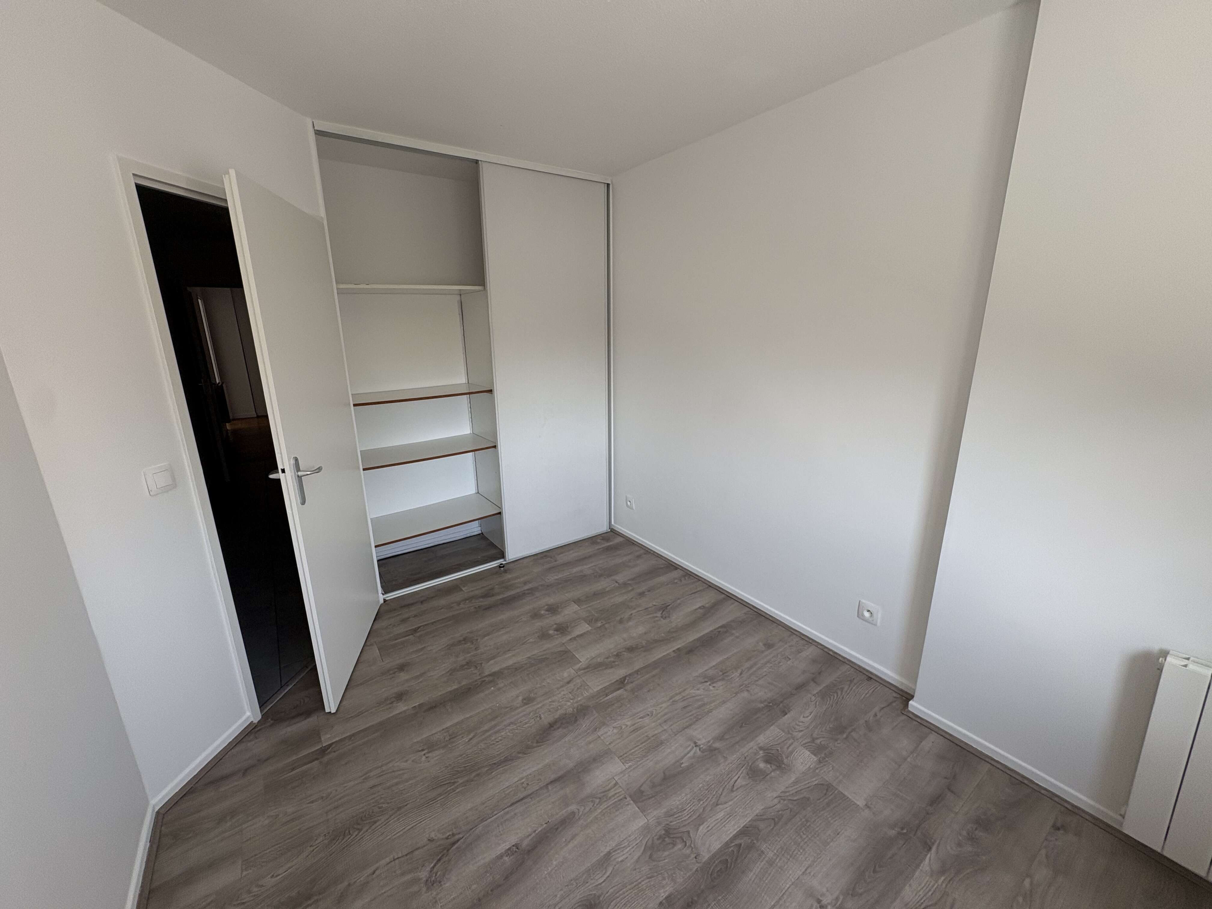4CHAMBRE (2)-compressed.jpeg