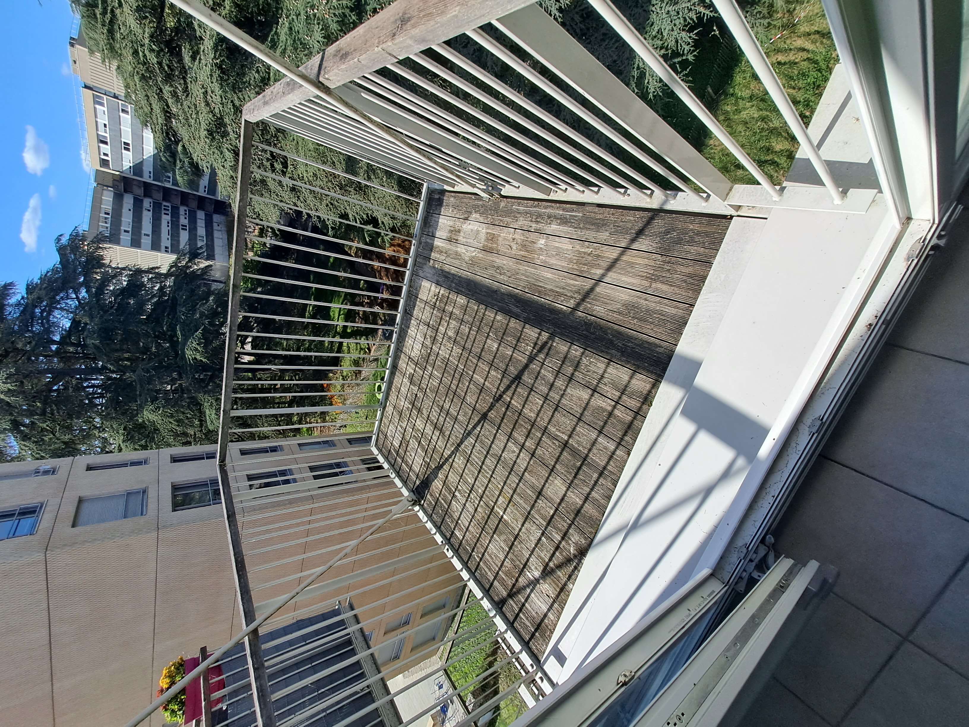 x balcon-compressed.jpg