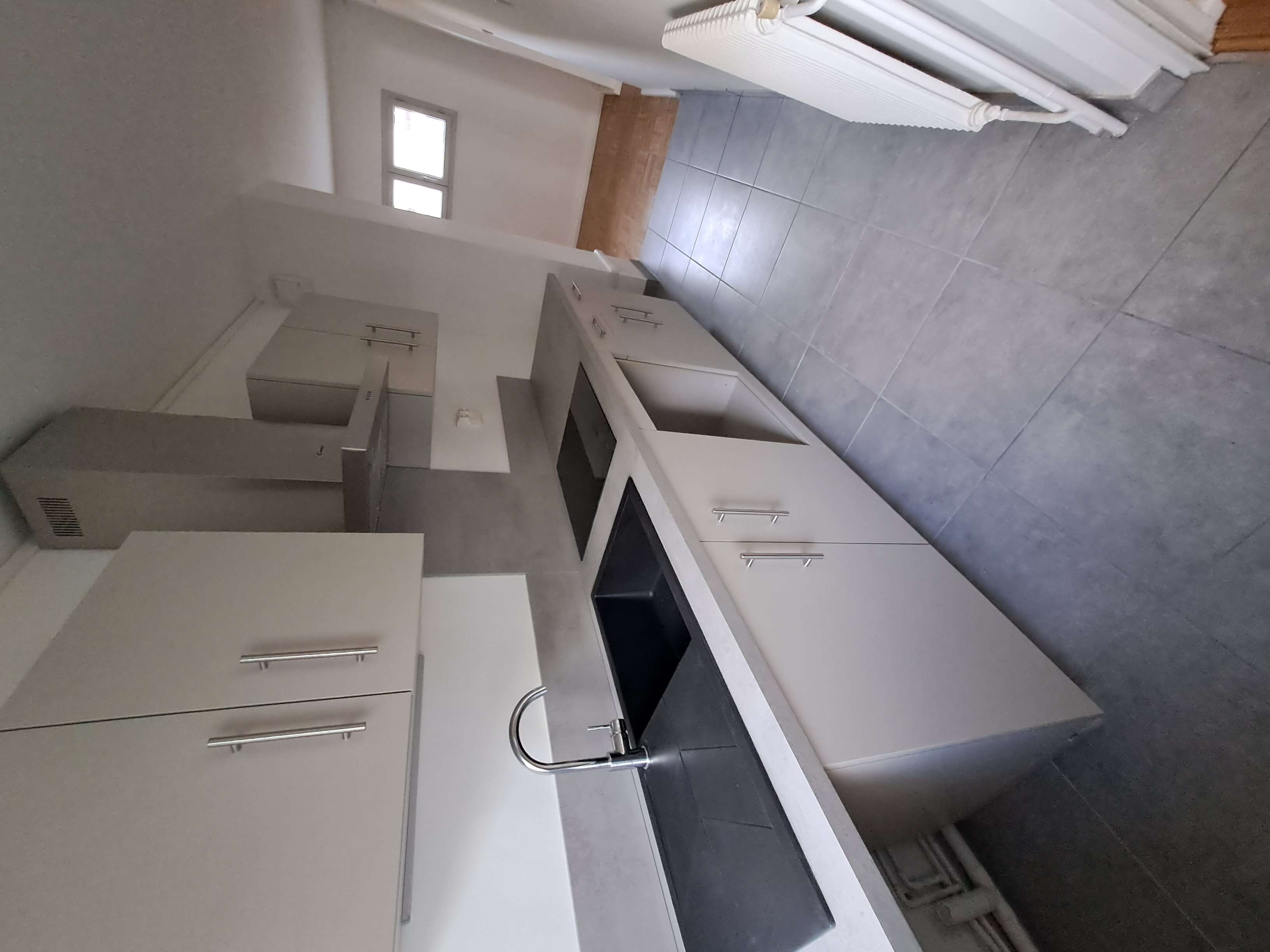 cuisine meublée-cmp.jpg