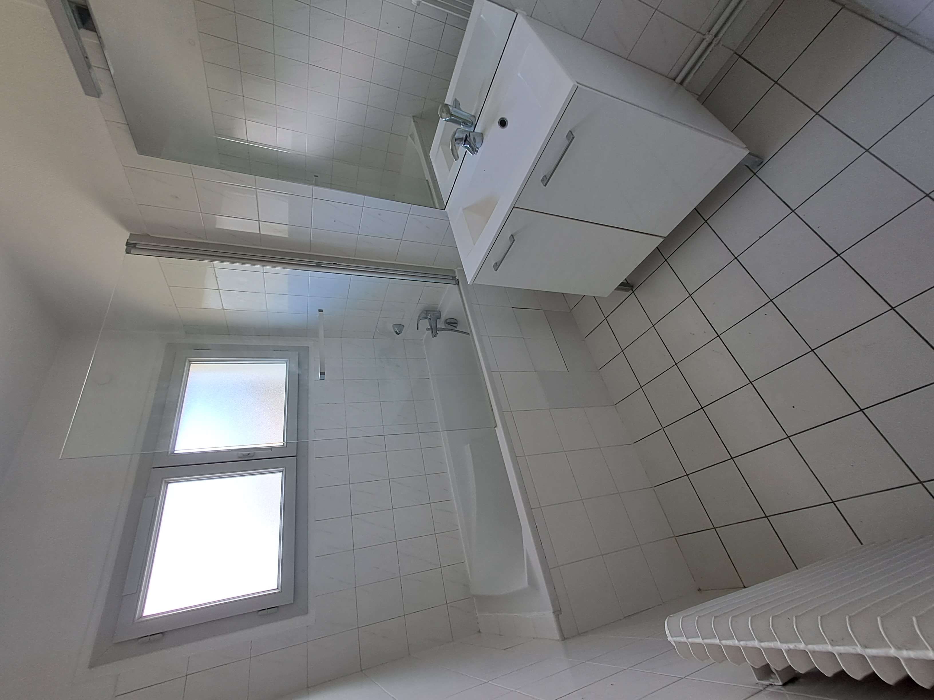 compressed-salle de bains.jpg