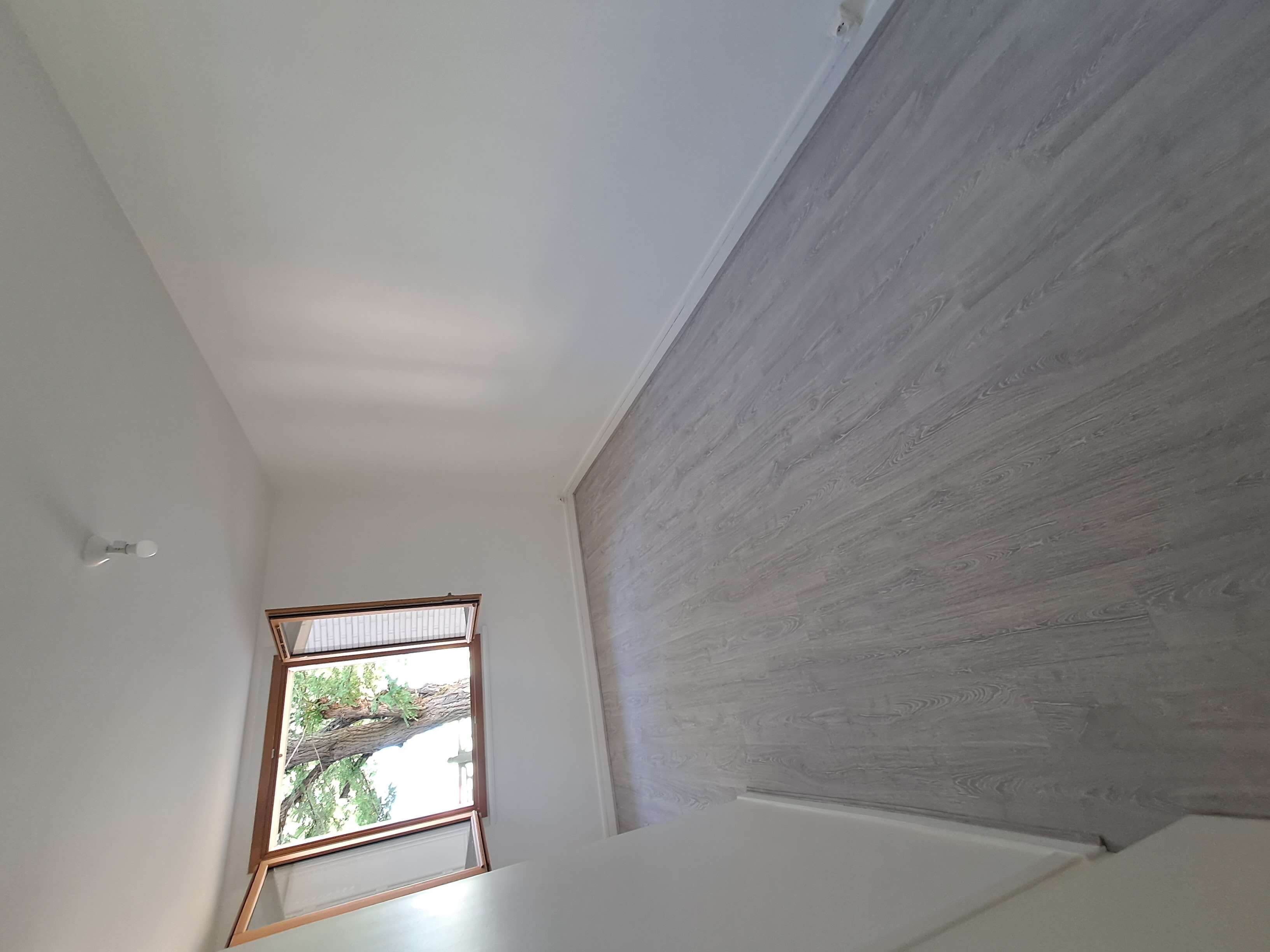 chambre-compressed.jpg