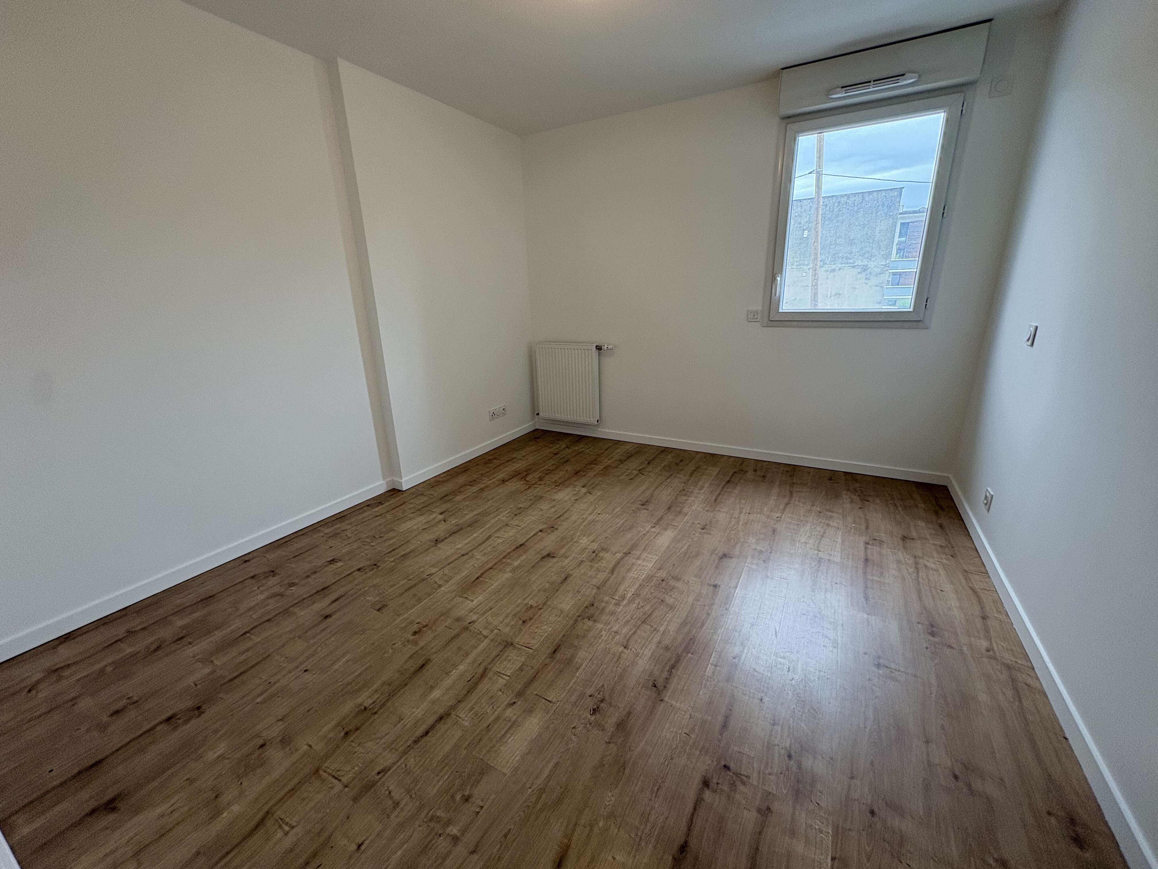 5chambre-compressed.jpeg