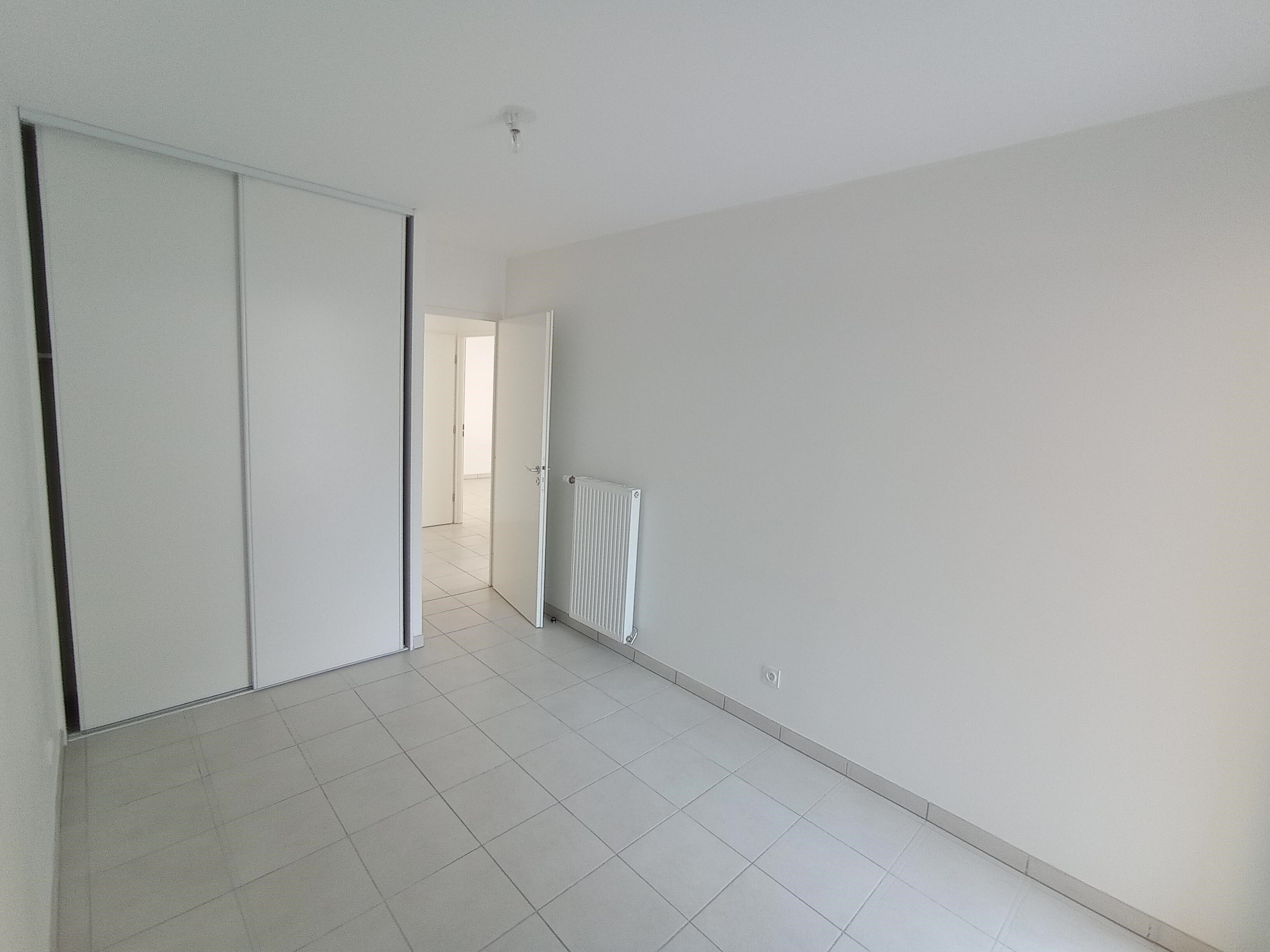CHAMBRE 2-compressed.jpg