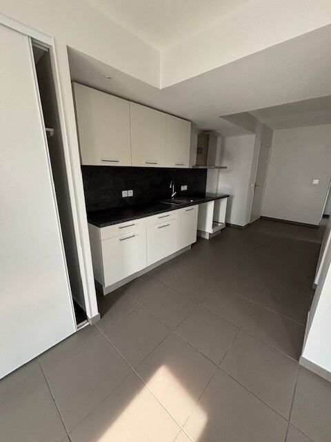 compressed-espace cuisine axone.jpg