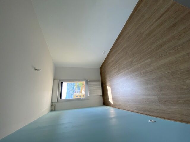 5 chambre-compressed.jpg