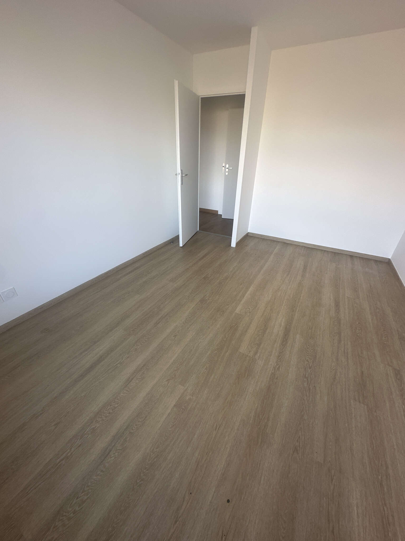 7 chambre 2-compressed.jpeg