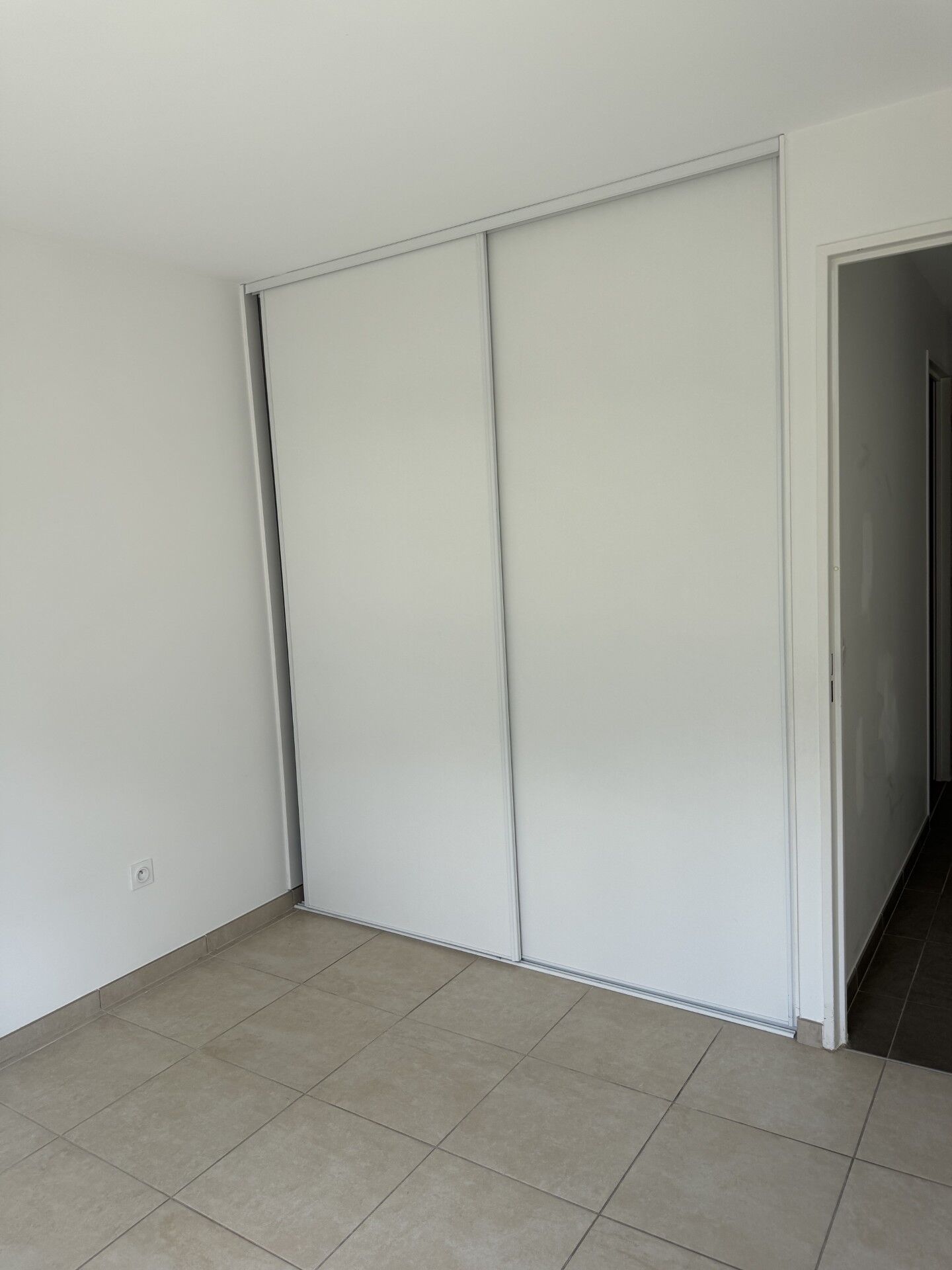 91 chambre-compressed.jpg