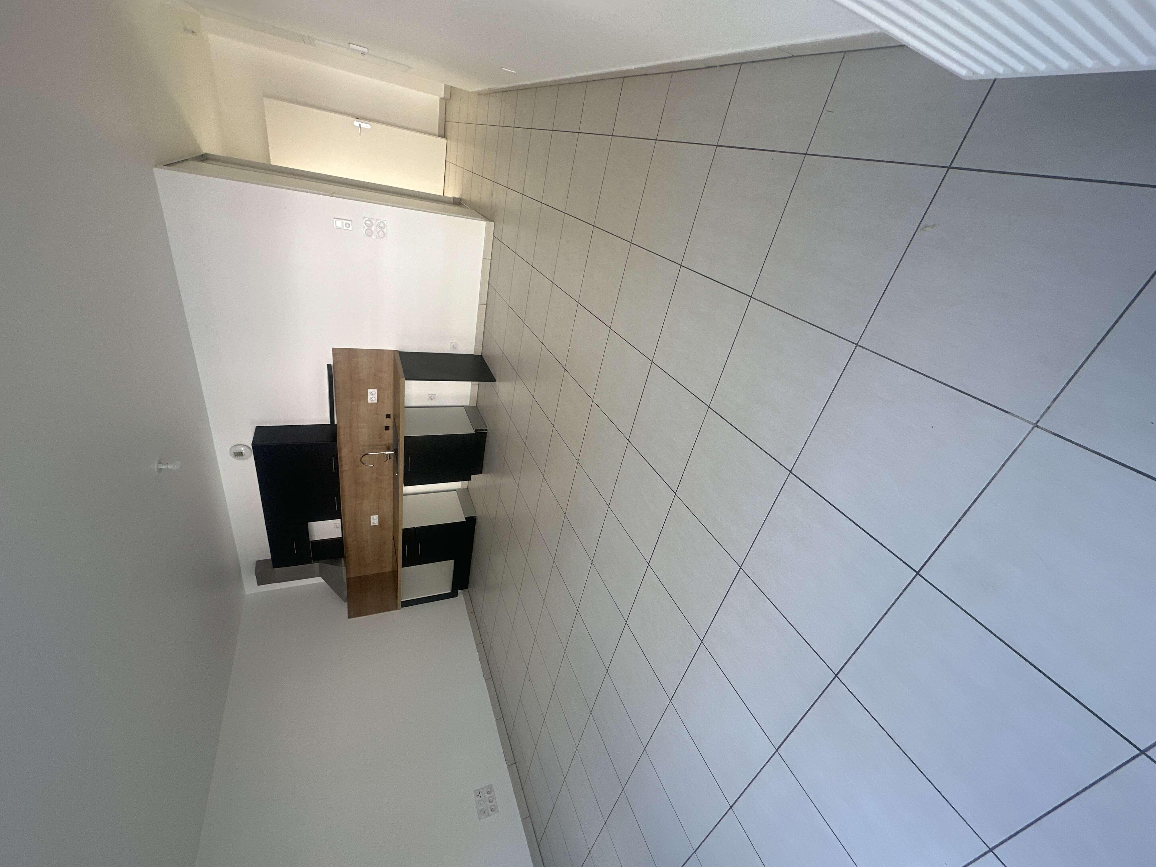 compressed-5 PIECE DE VIE.jpeg