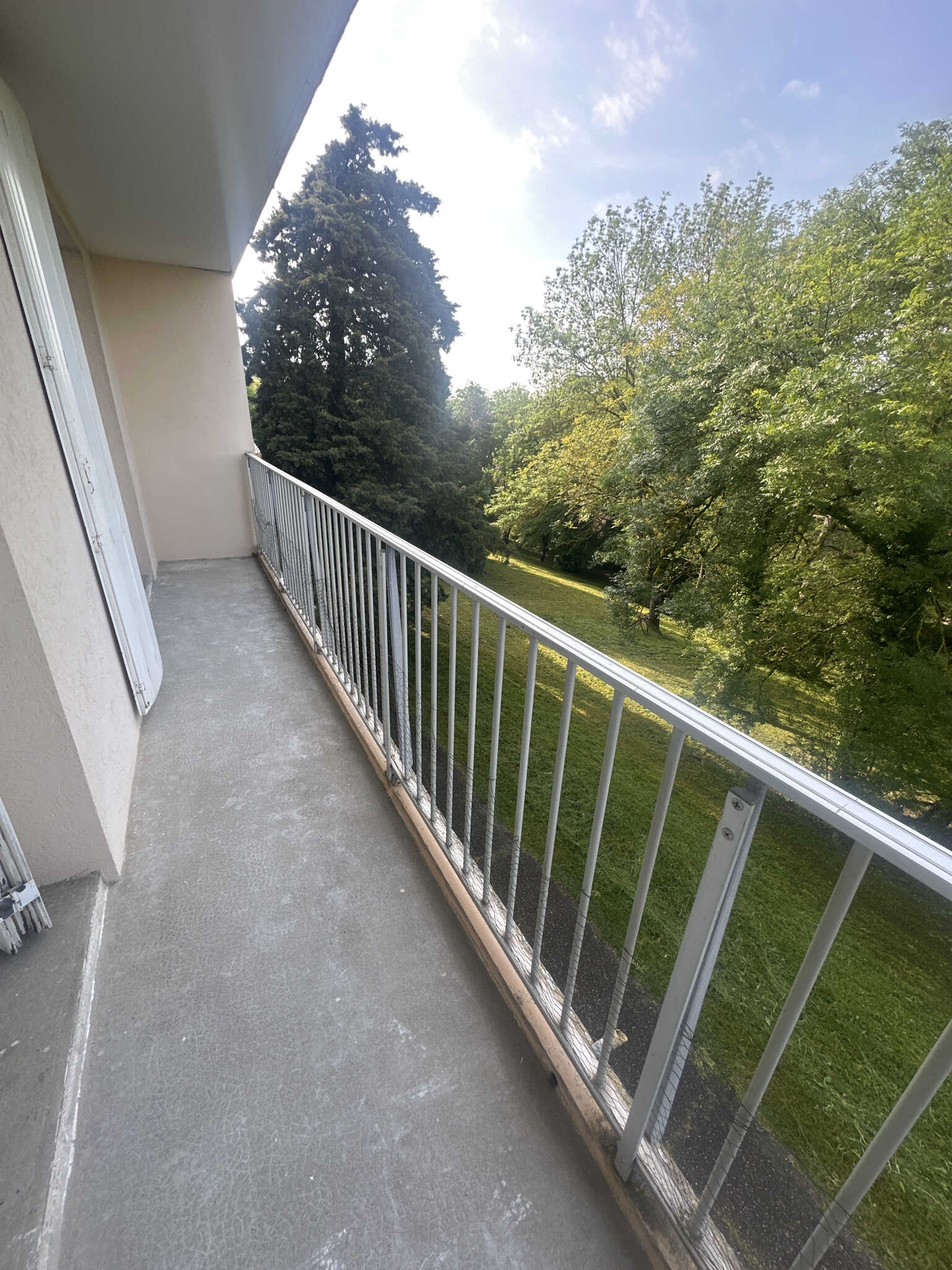 5BALCON-compressed.jpeg