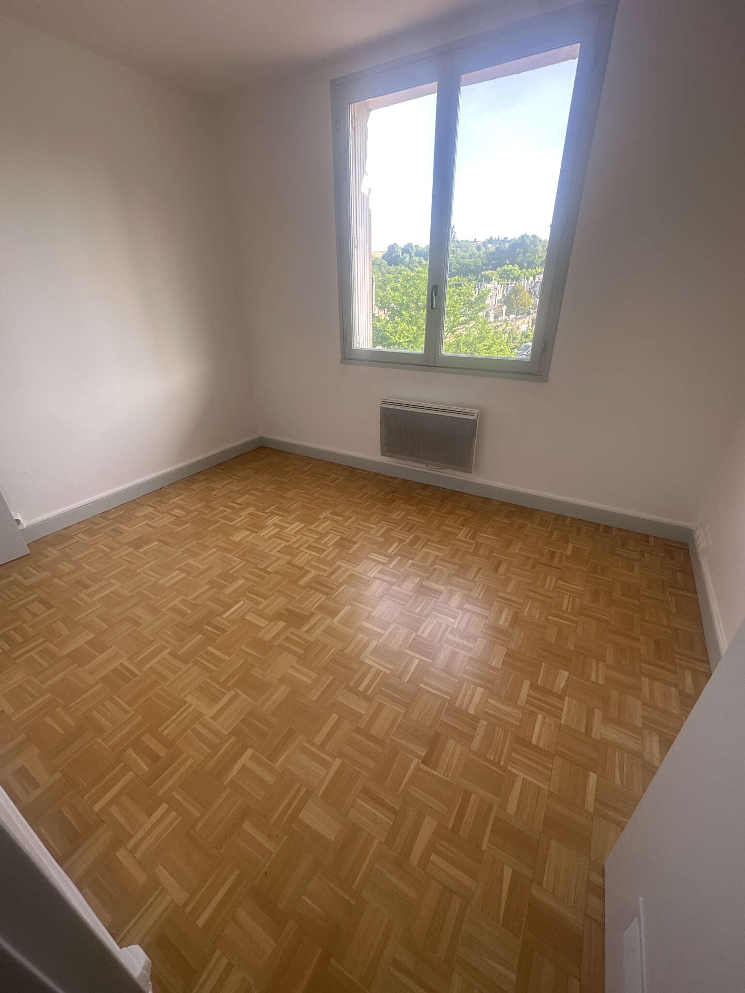 4 chambre-compressed.jpeg