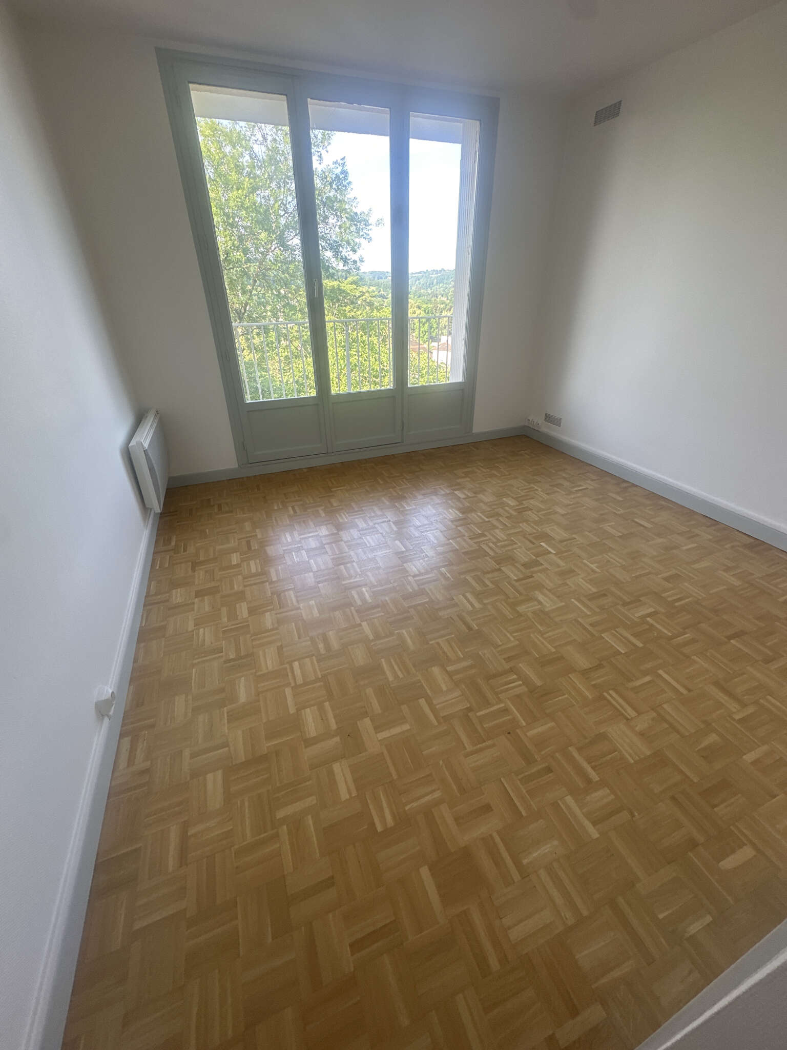 5 chambre-compressed.jpeg