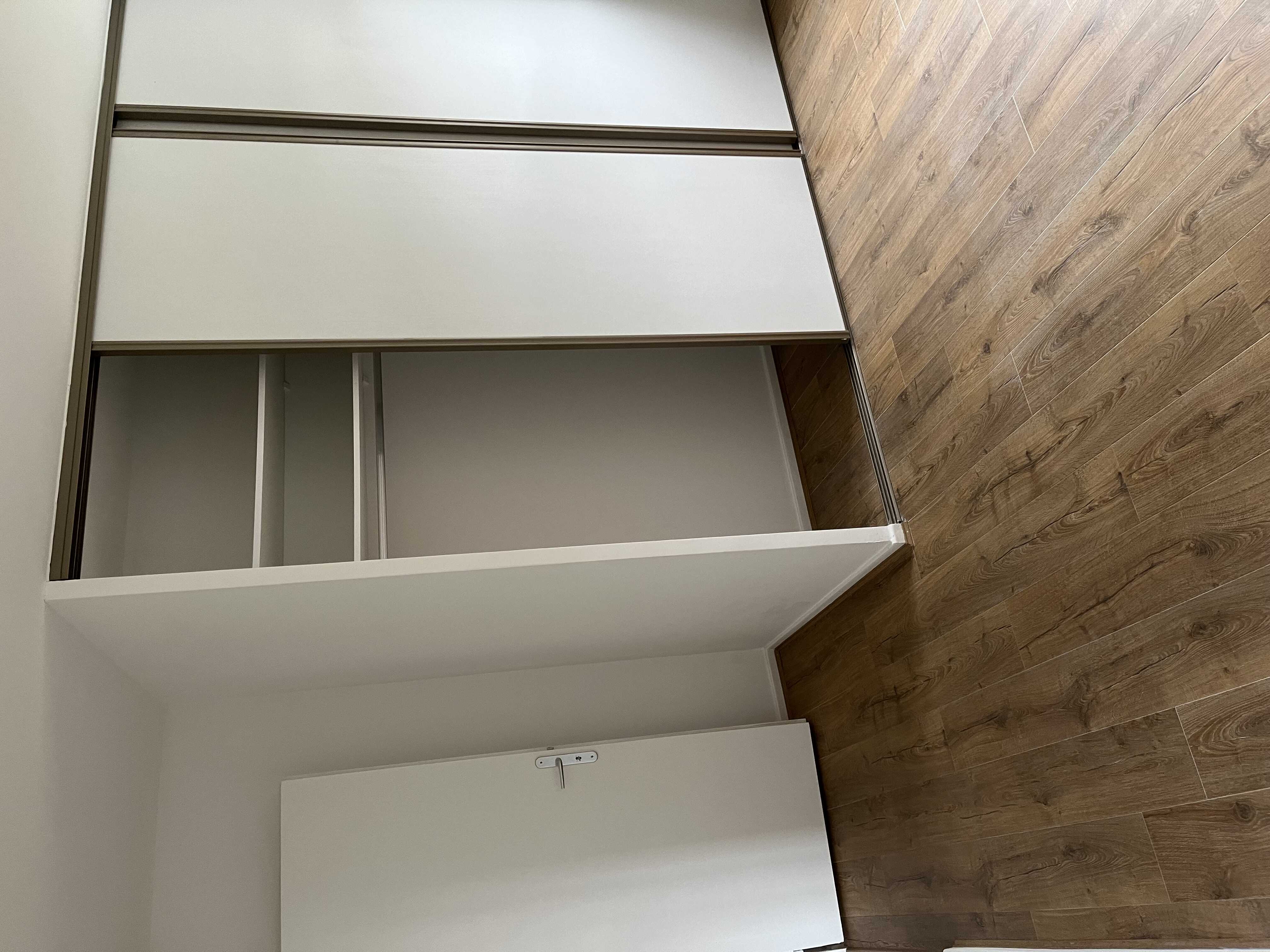 H. Chambre 2-compressed.jpg