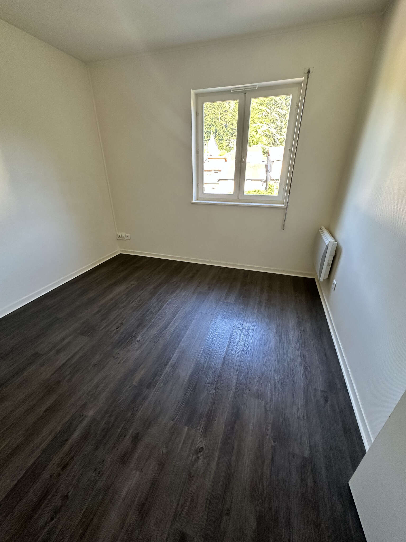 6chambre-compressed.jpeg