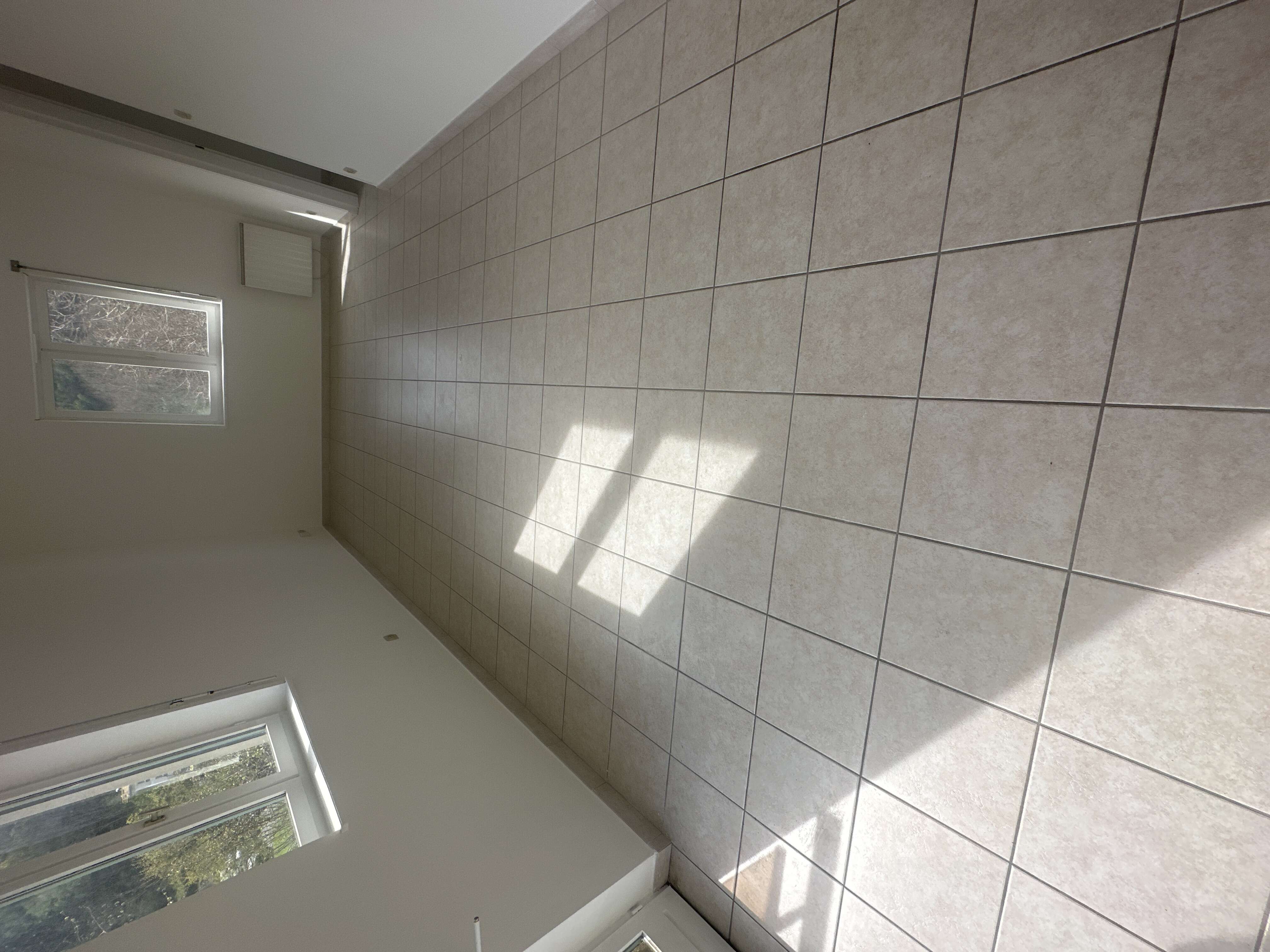 B- PHOTO-compressed.jpeg