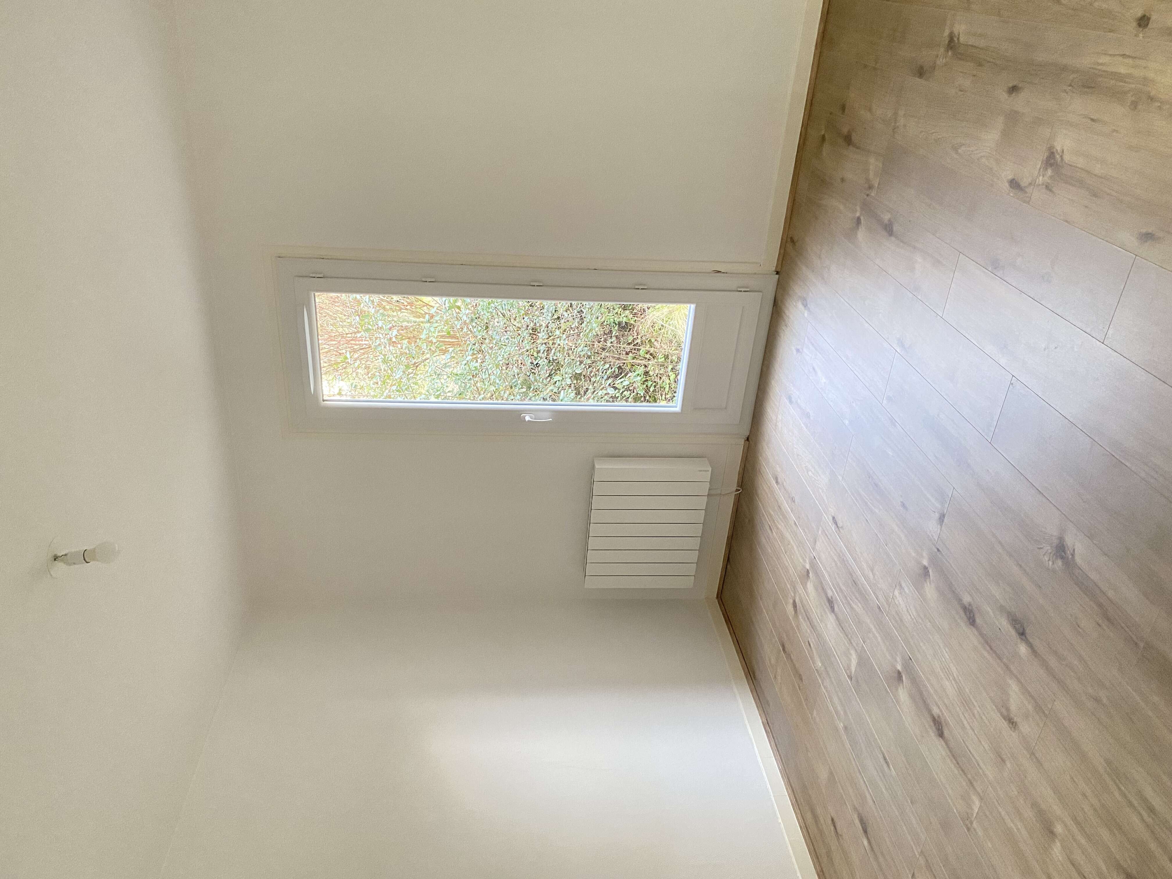 3 C CHAMBRE-compressed.jpg