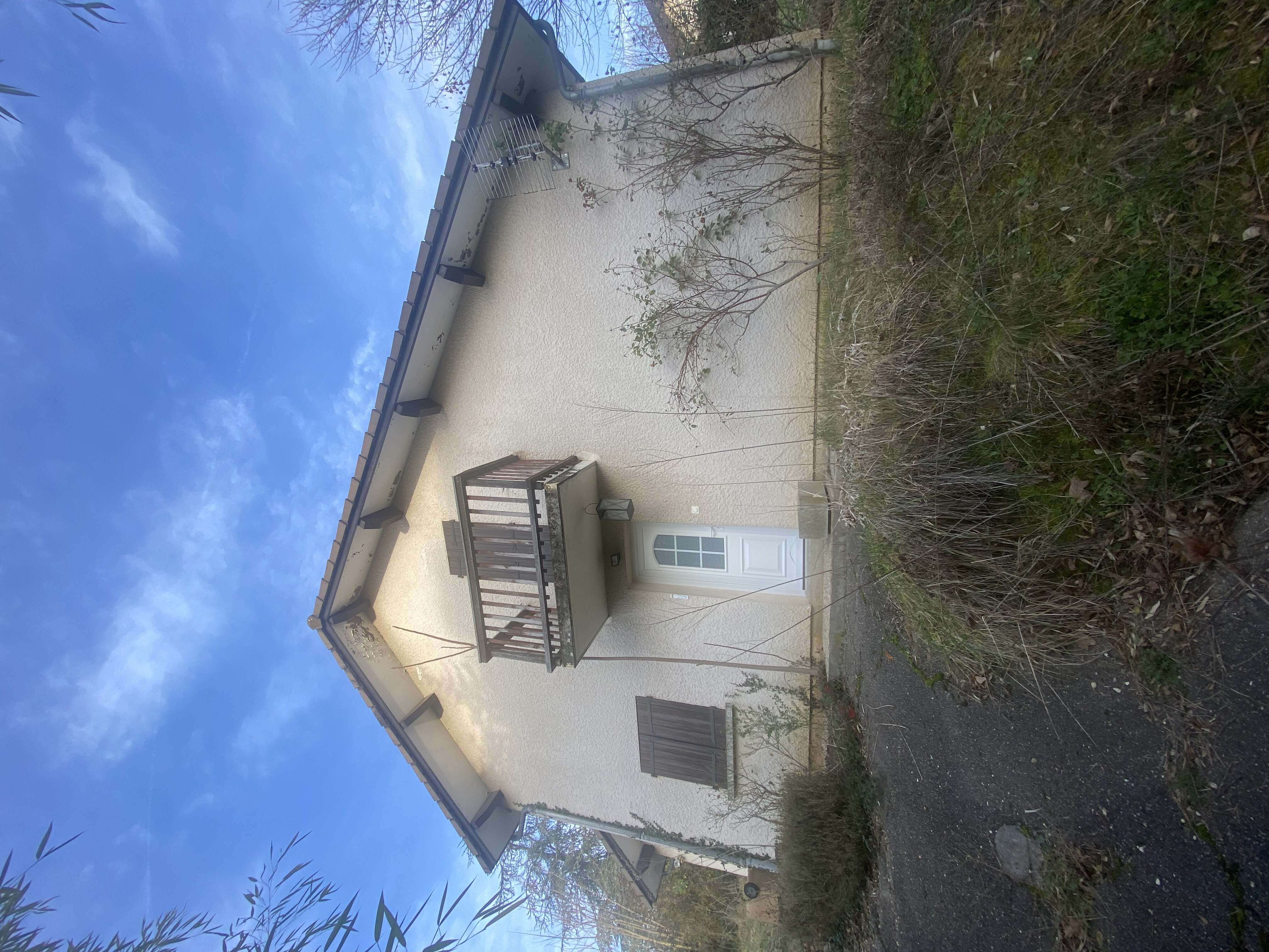 9 C EXT MAISON-compressed.jpg