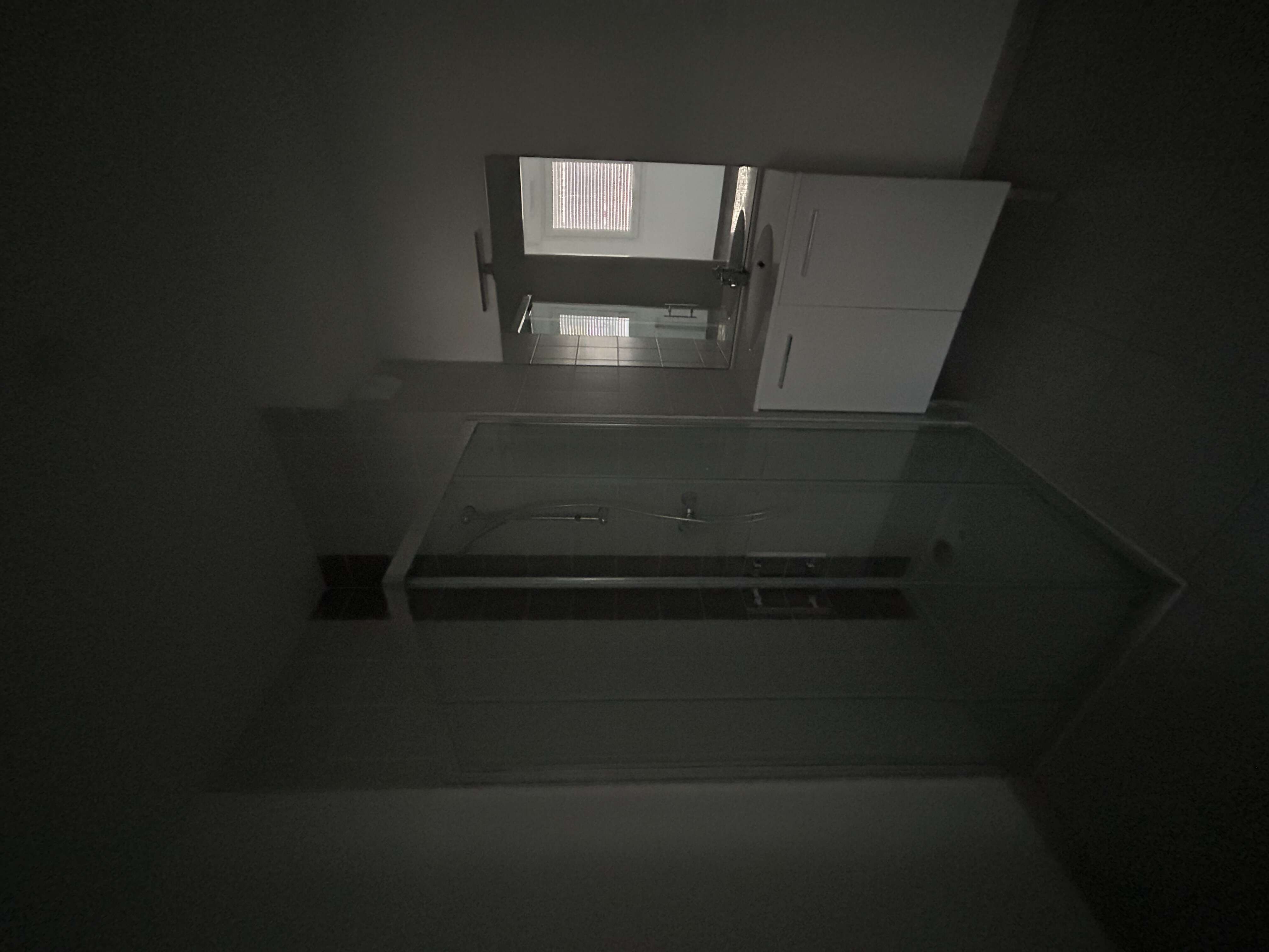 008-compressed.jpg