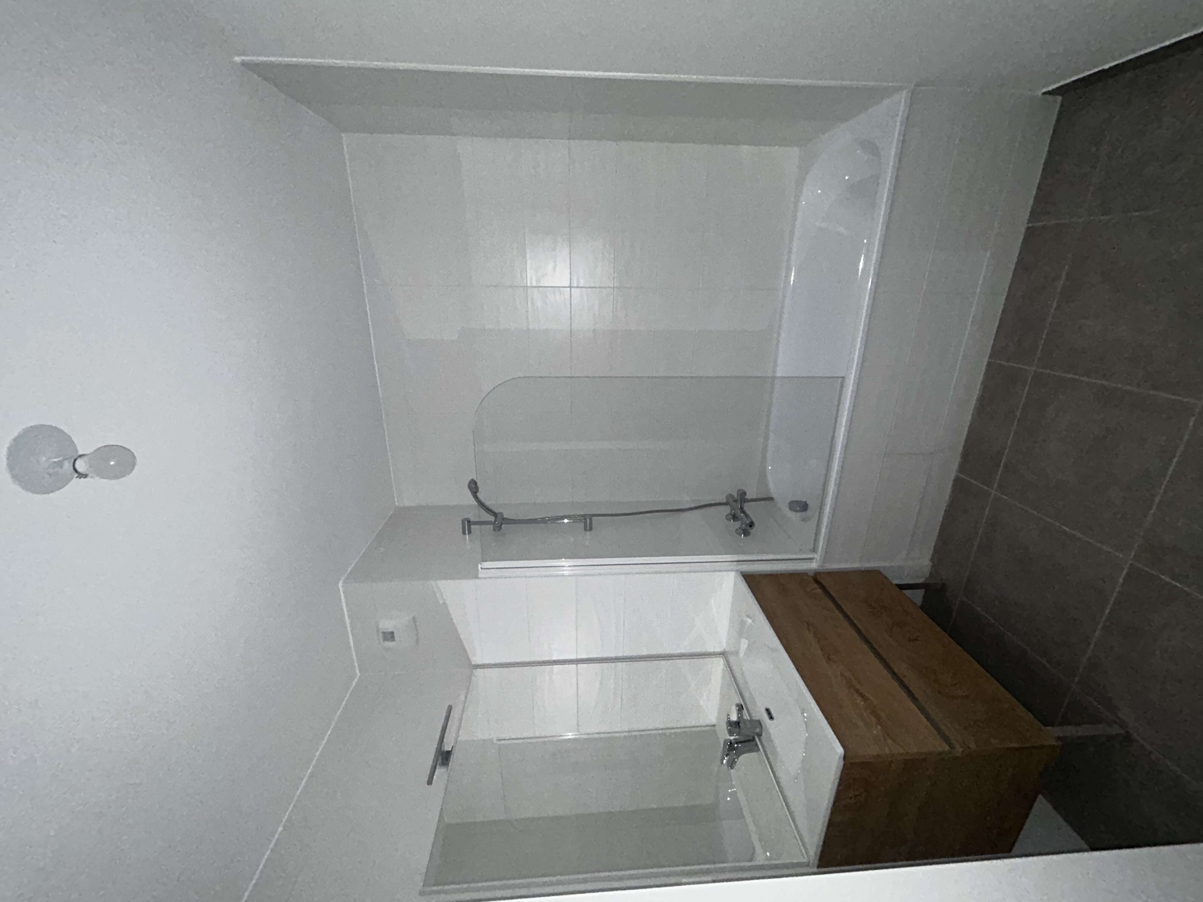 salle de bain-compressed.jpg