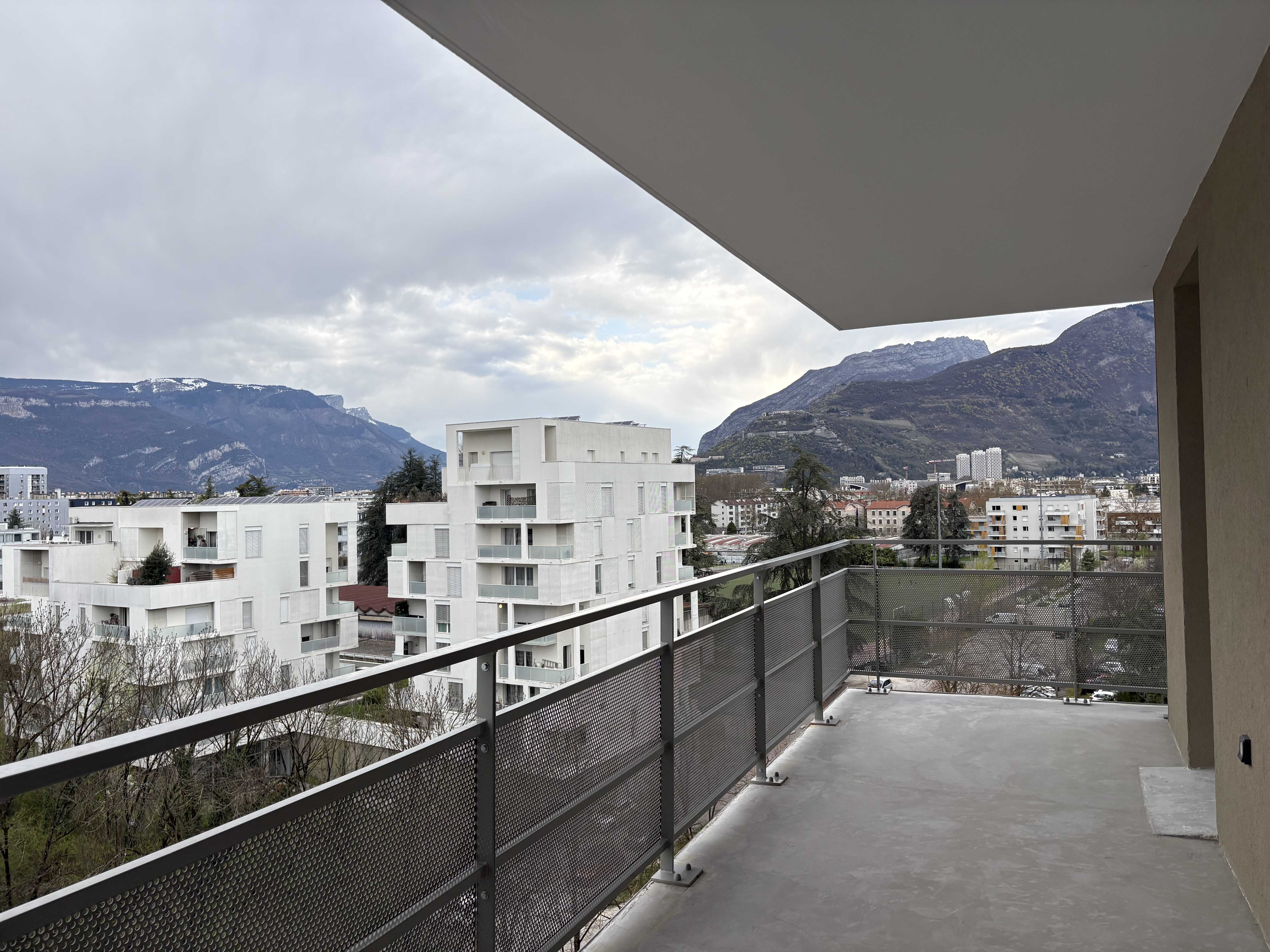 5balcon-compressed.jpeg