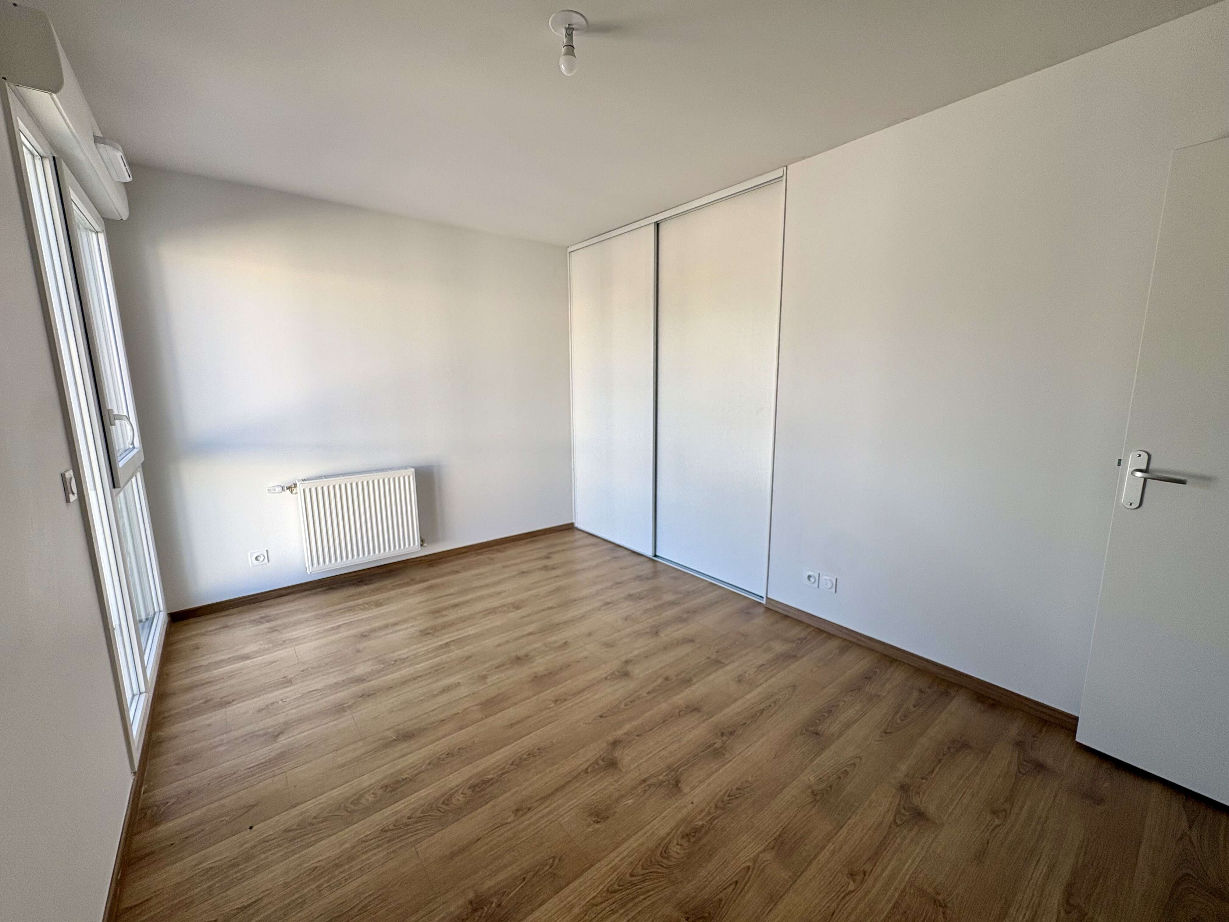 4CHAMBRE-compressed.jpeg