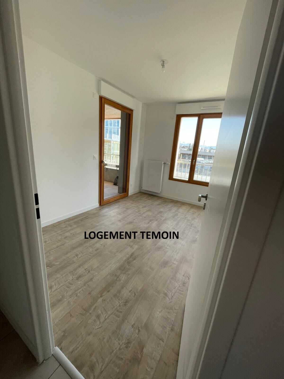 4-CHAMBRE 2-compressed.jpeg