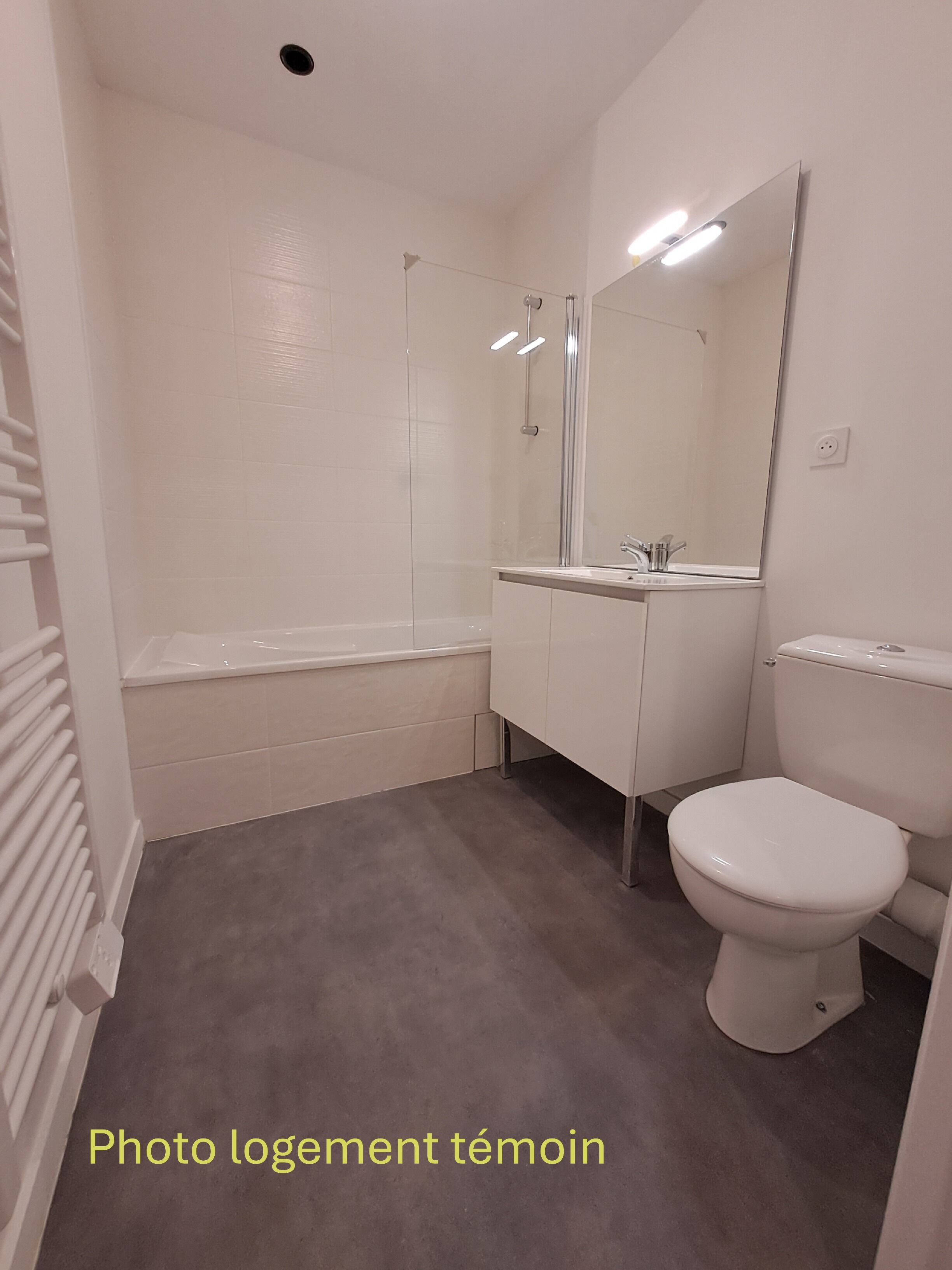 Photo SDB WC-compressed.JPG