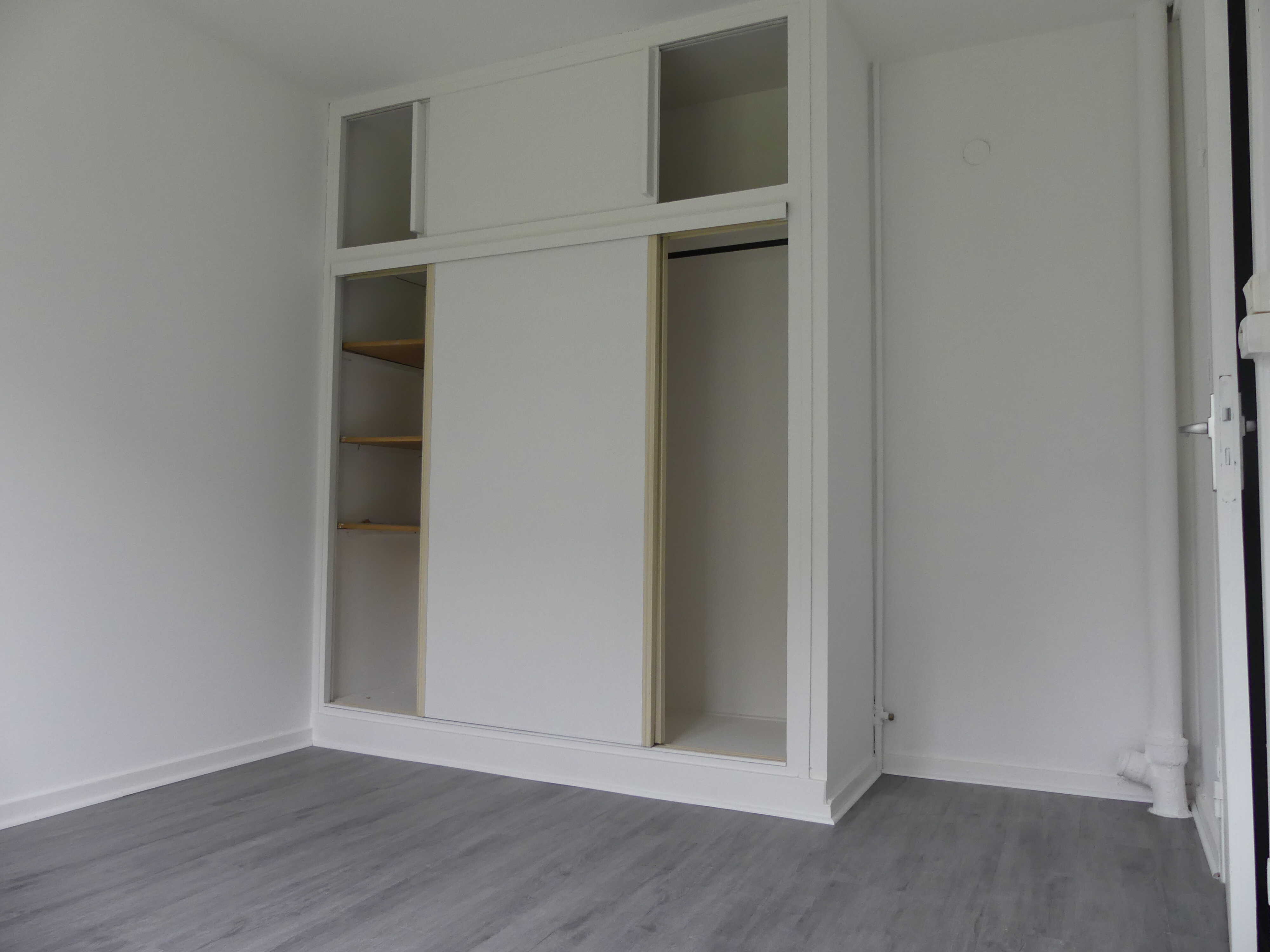 08 3446-compressed.JPG