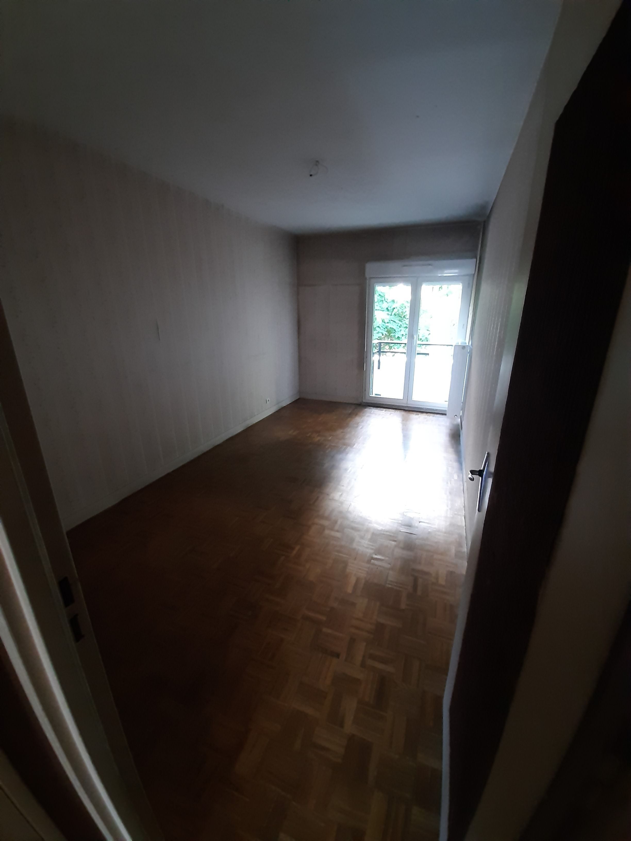 05-08-25_10-14-26_Chambre2.jpg