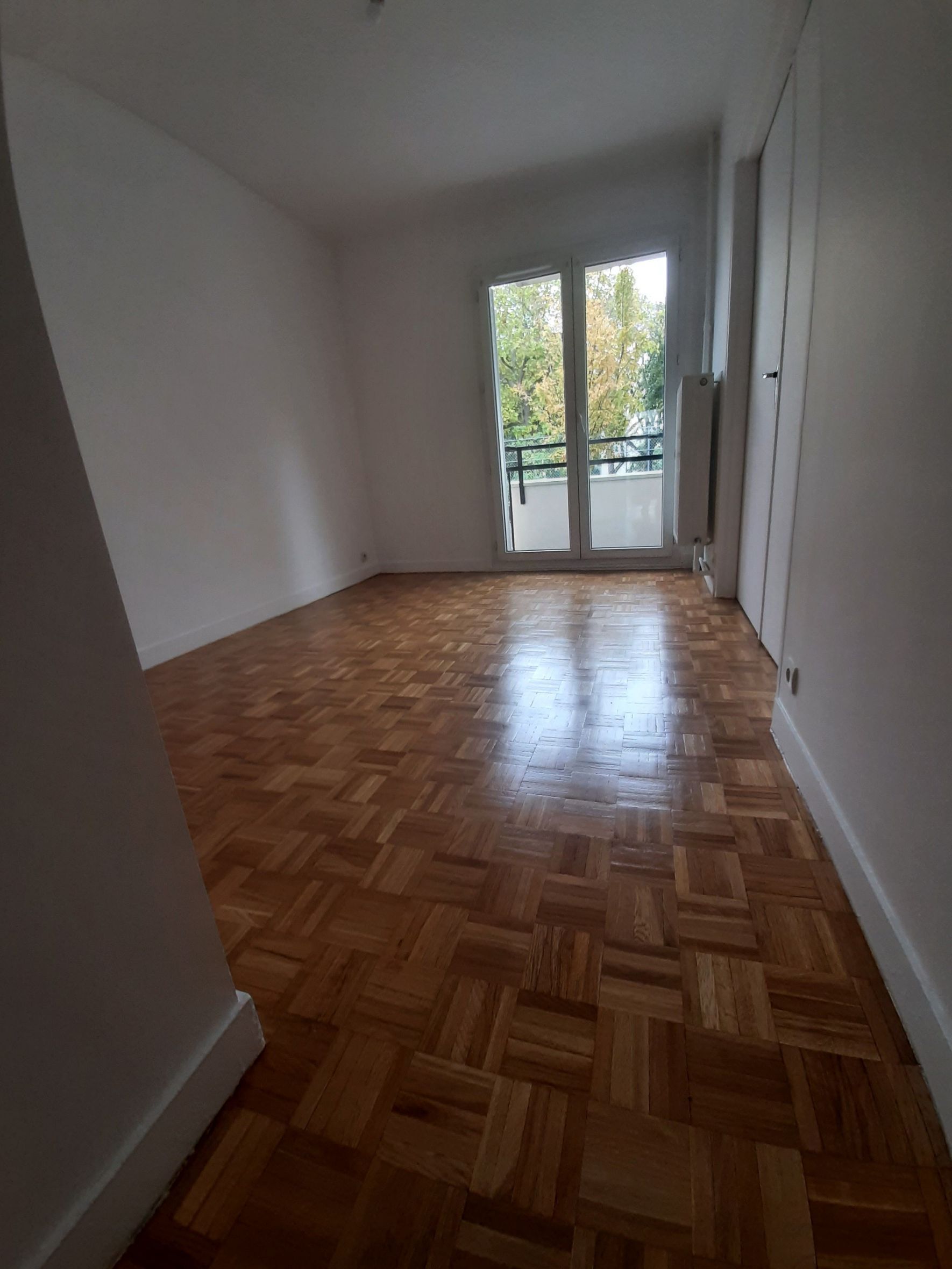 23-10-26_14-17-54_Chambre2-compressed.jpg