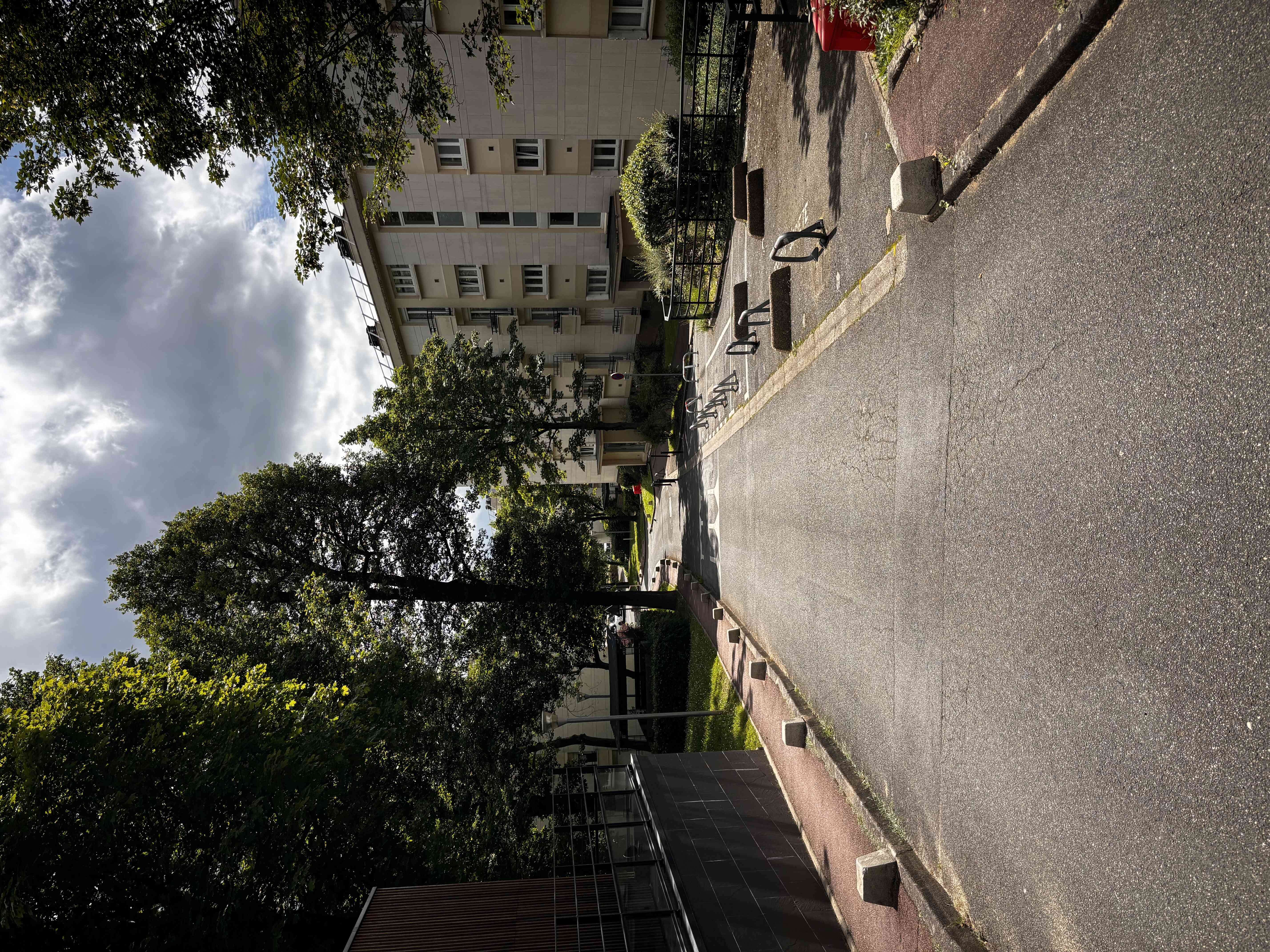 LE PLESSIS ROBINSON