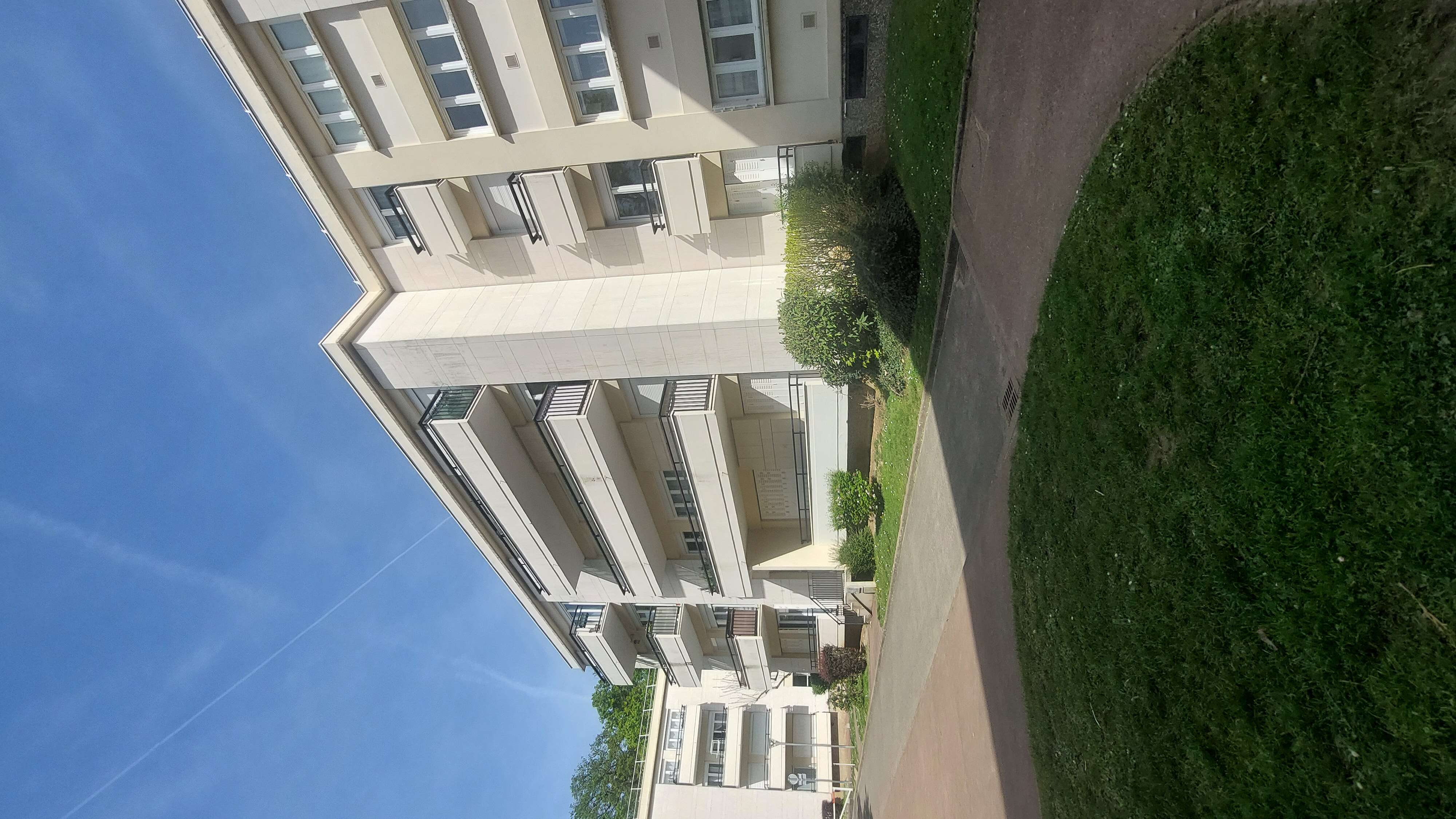 LE PLESSIS ROBINSON