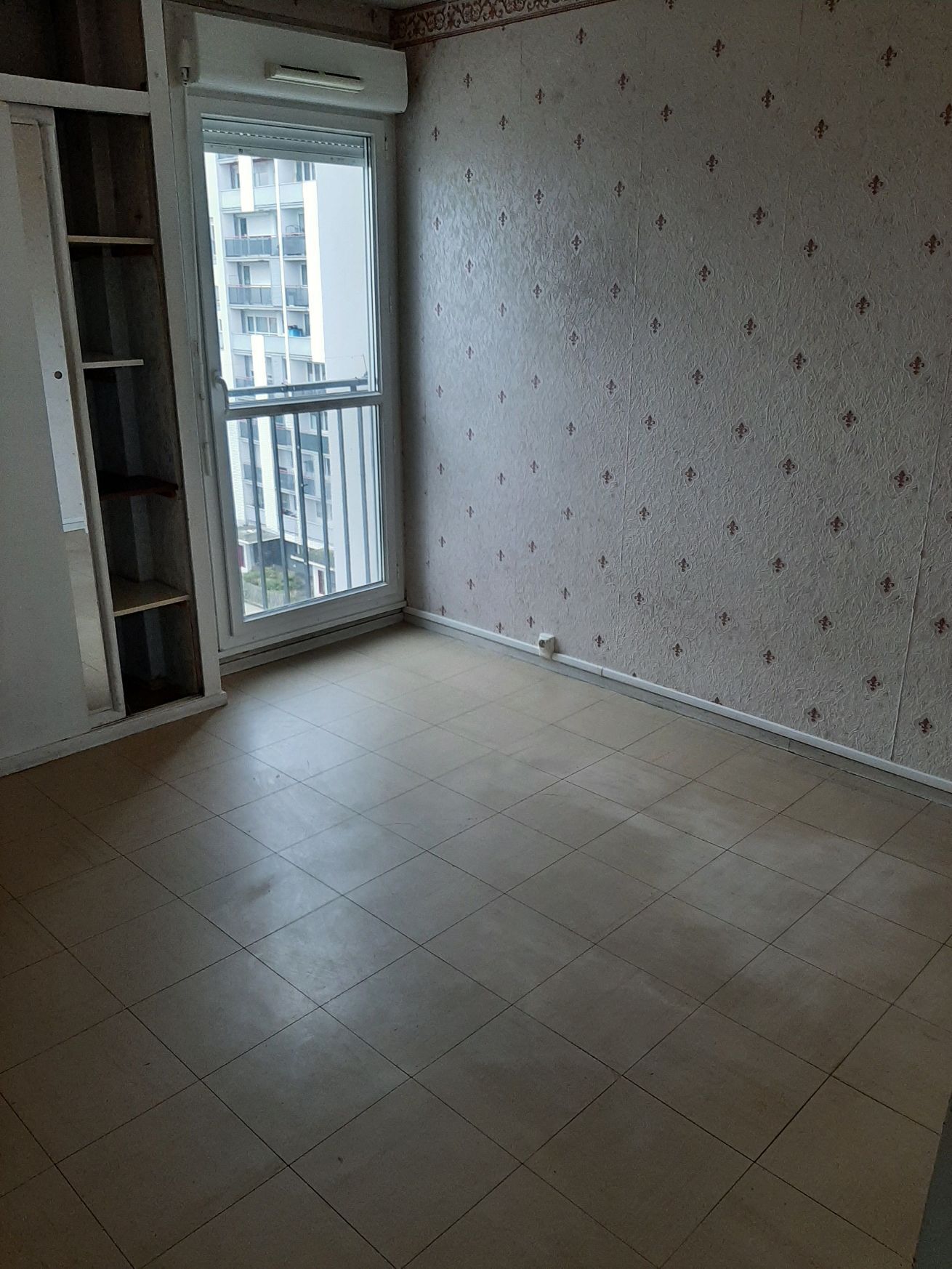 11-12-24_11-08-41_Chambre2-cmp.jpg