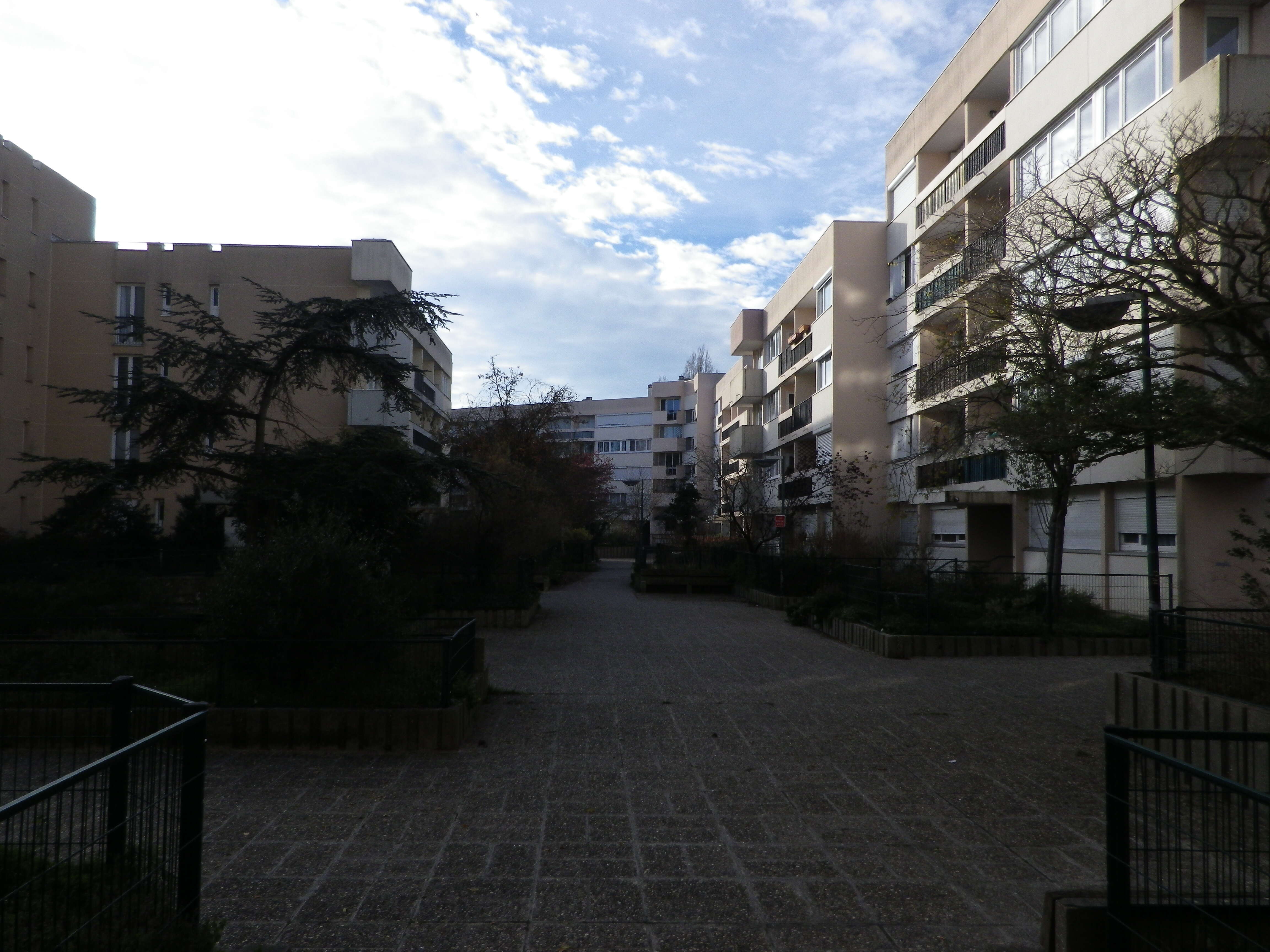 LES ULIS