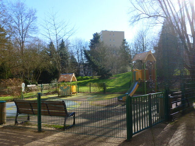 LES ULIS