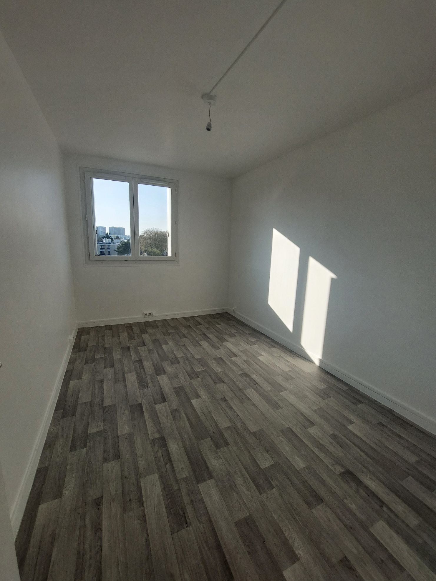 19-03-26_16-50-51_Chambre1-compressed.jpg
