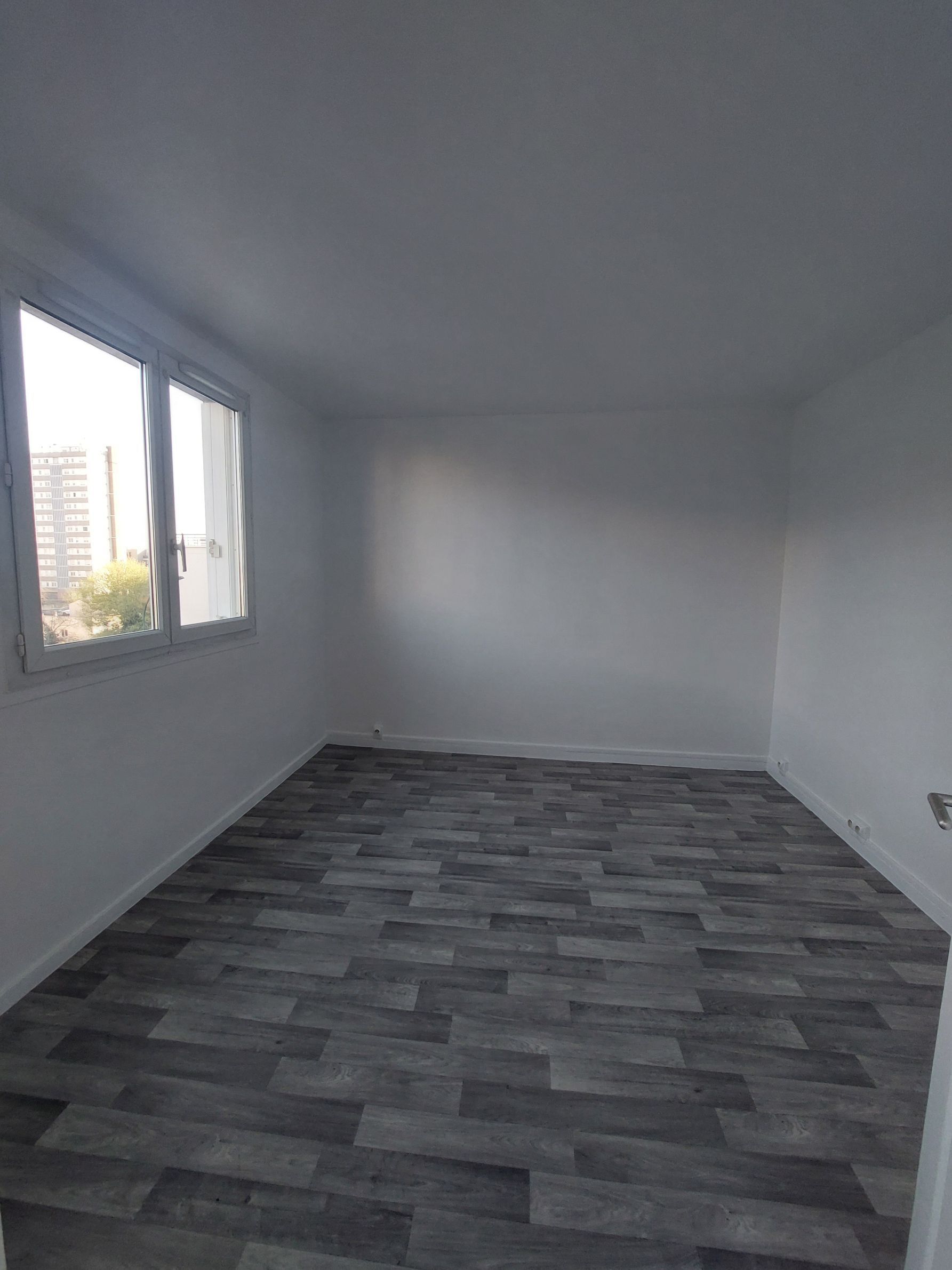 19-03-26_16-51-15_Chambre3-compressed.jpg