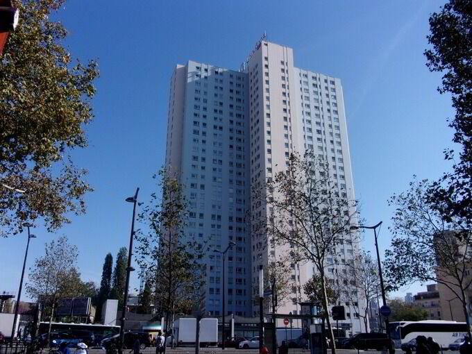 PARIS