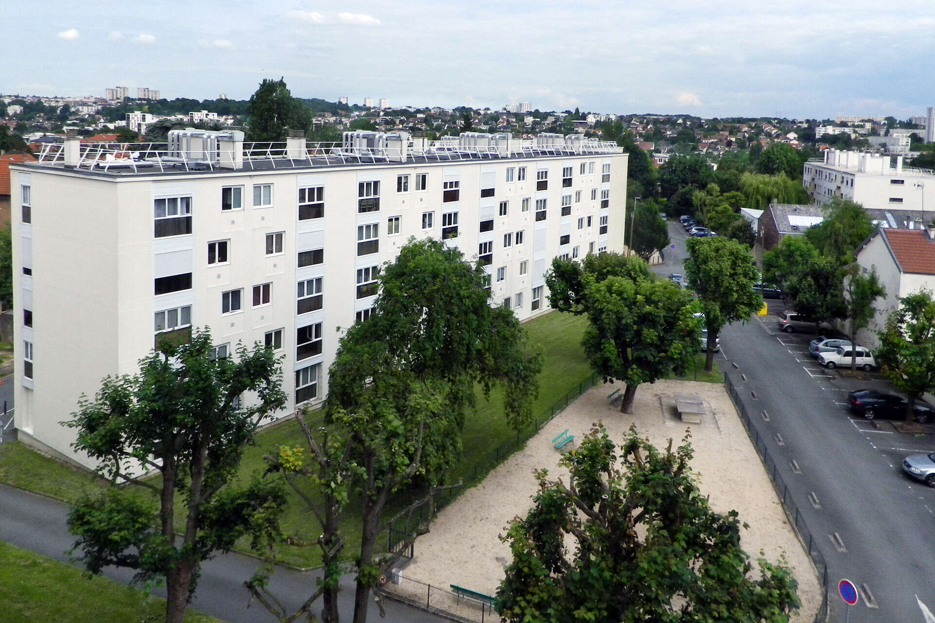 vueb211884 ok-cmp.jpg