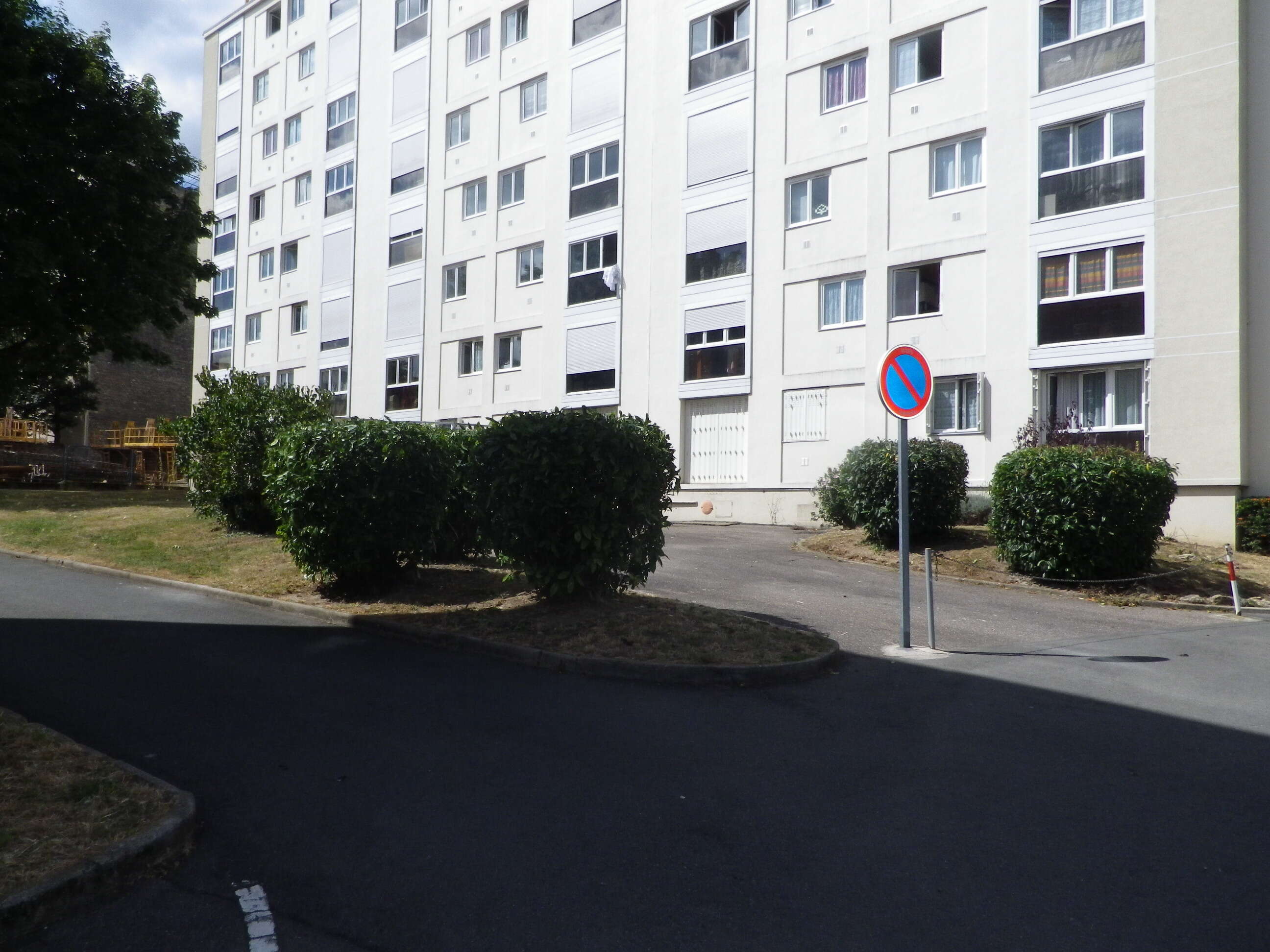 BOURG LA REINE