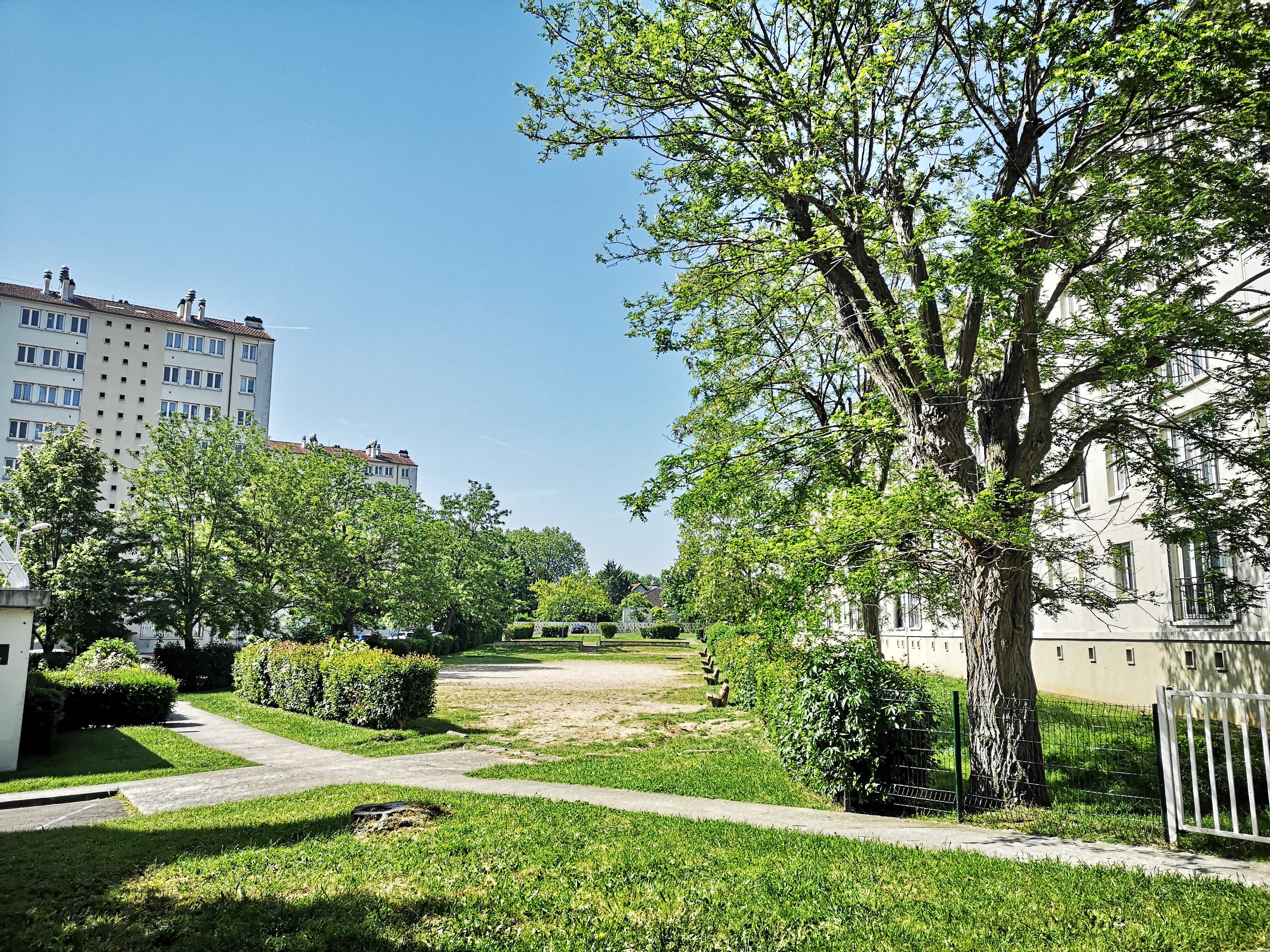 4058-CHATOU-Photo ext 1.jpg