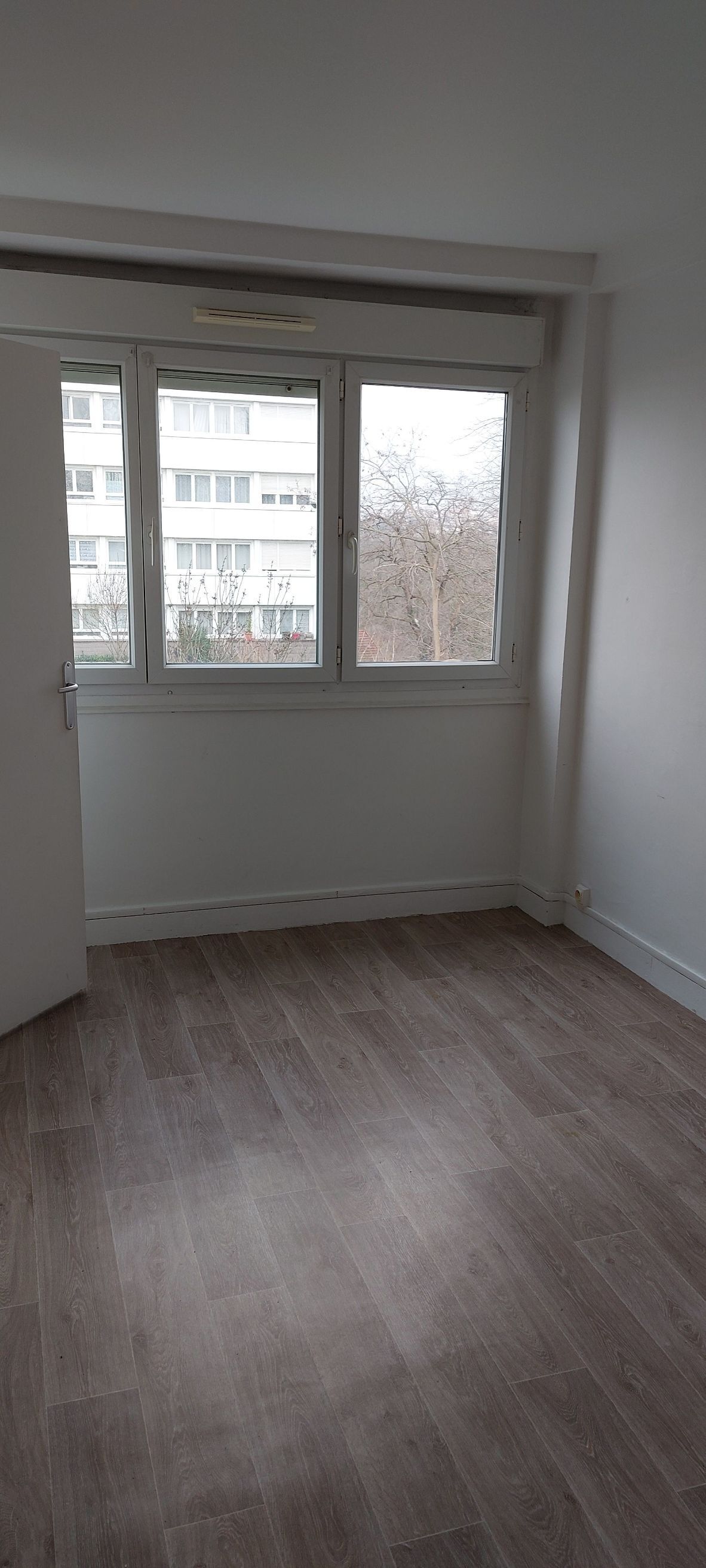 Chambre 4-cmp.jpg