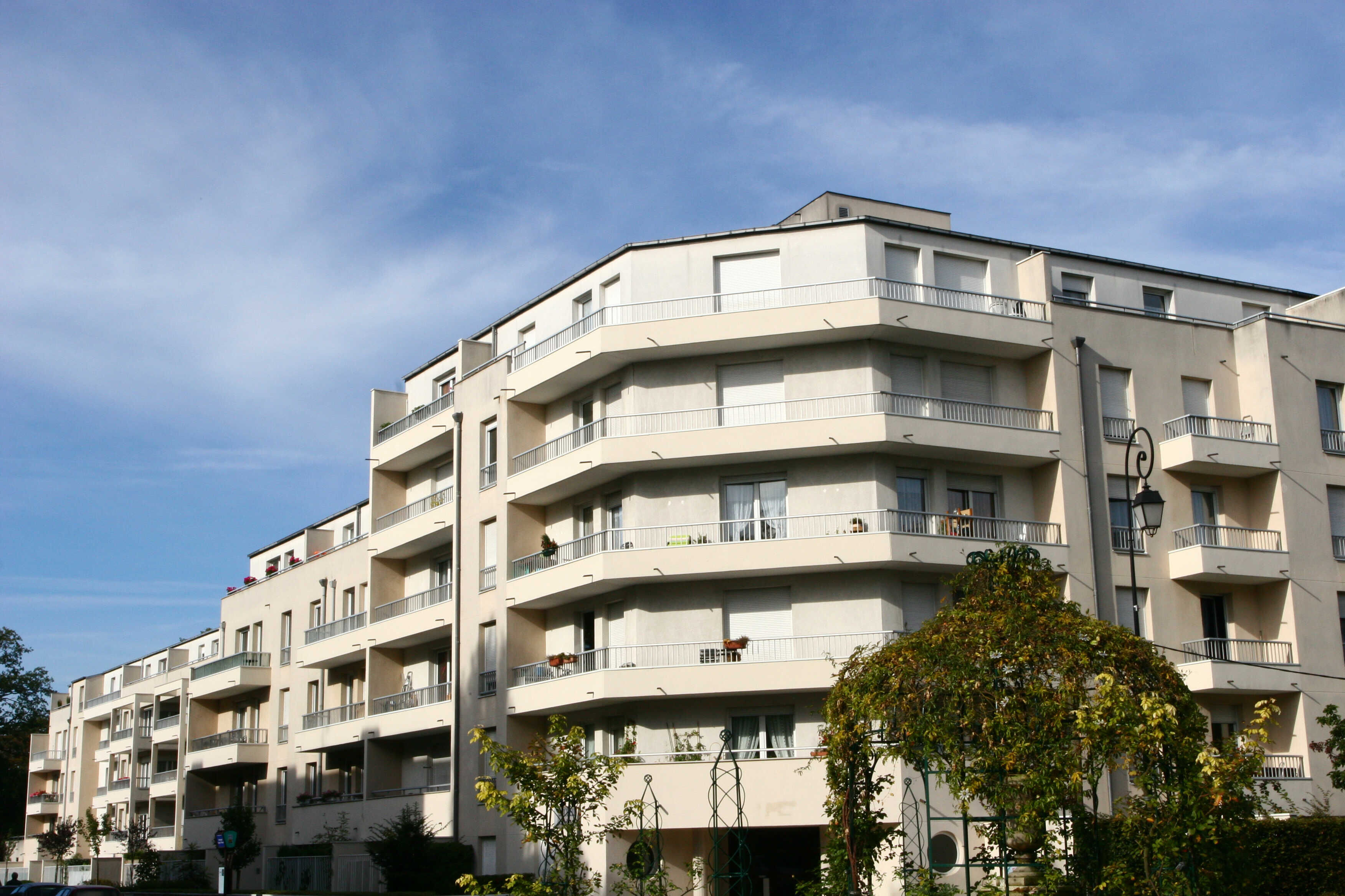 LE PLESSIS TREVISE