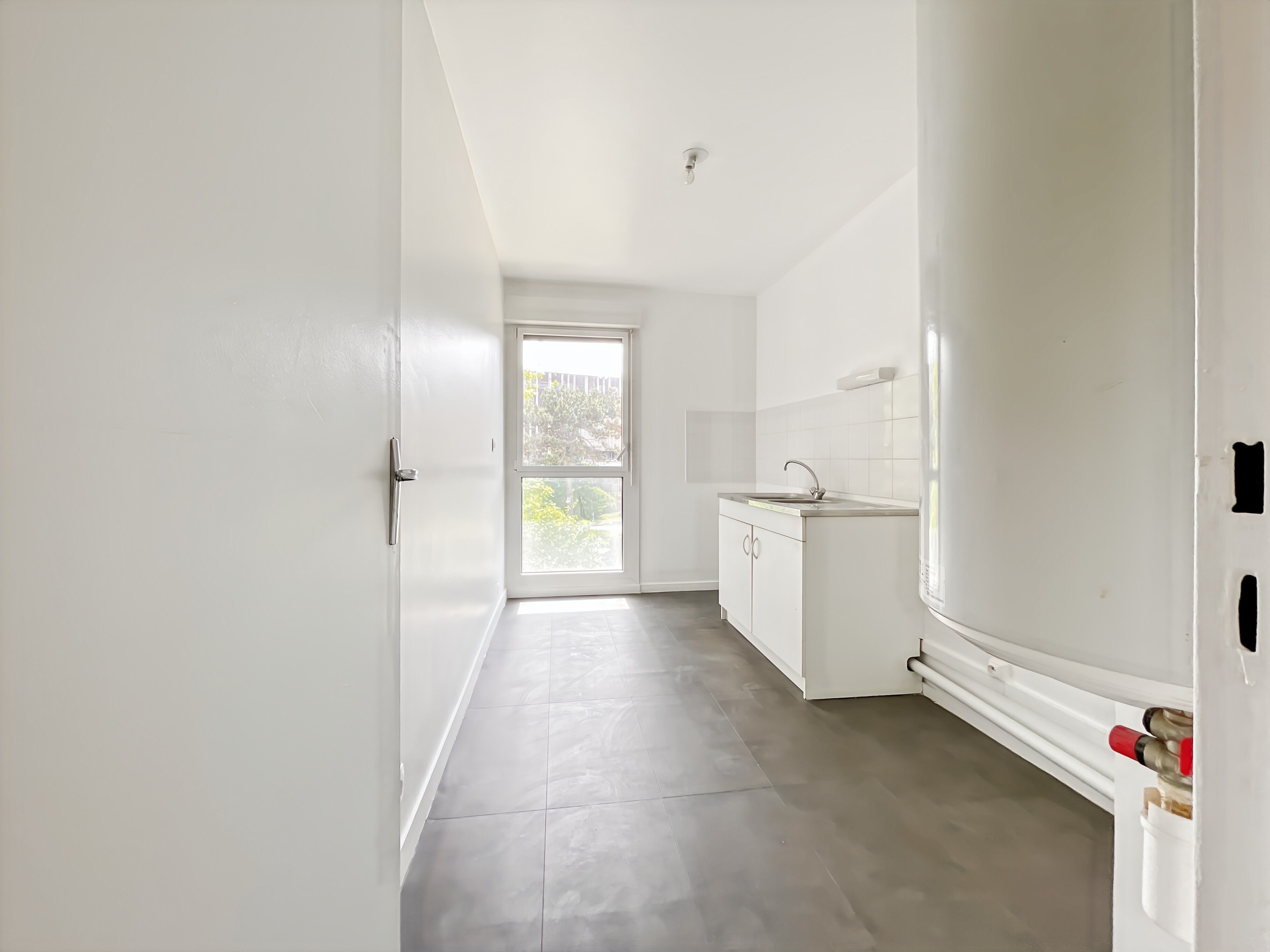 1235-PLESSIS ROBINSON-UG 216363-Photo 4.jpg