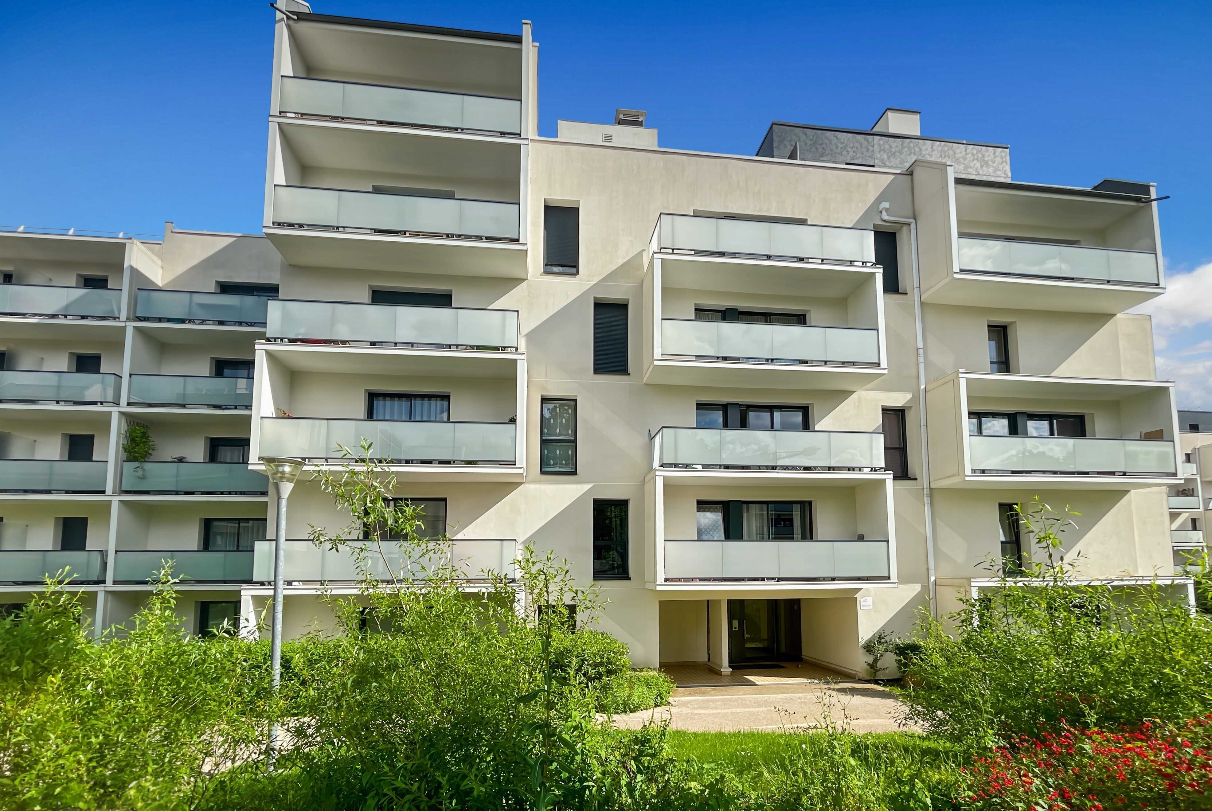 LE PLESSIS ROBINSON