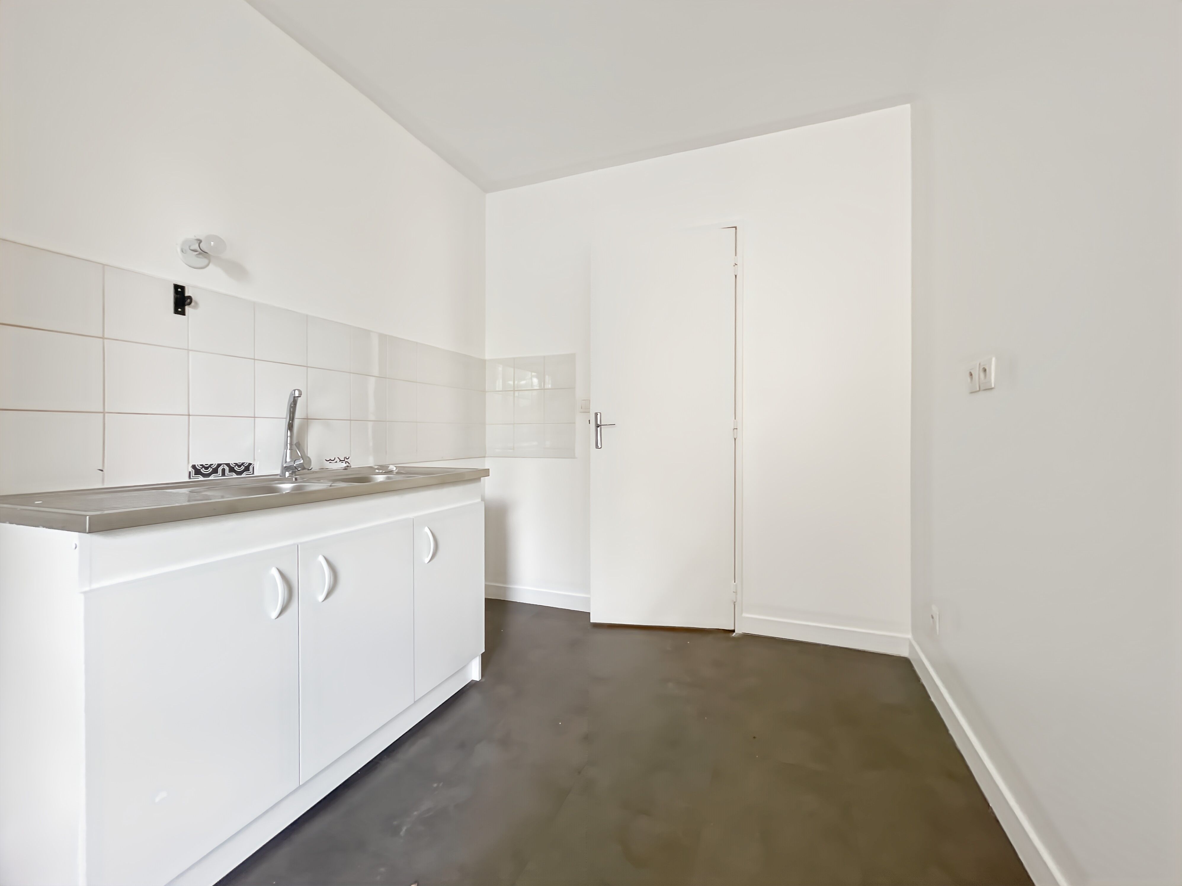 1235-LE PLESSIS ROBINSON-UG 216542-Photo 5.jpg